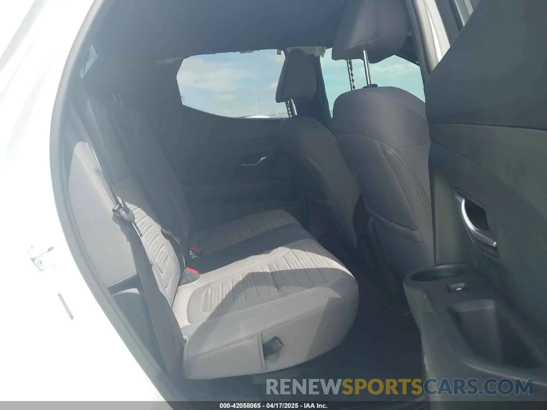 8 Фотография поврежденного автомобиля 5NTJBDAE5NH007005 HYUNDAI SANTA CRUZ 2022
