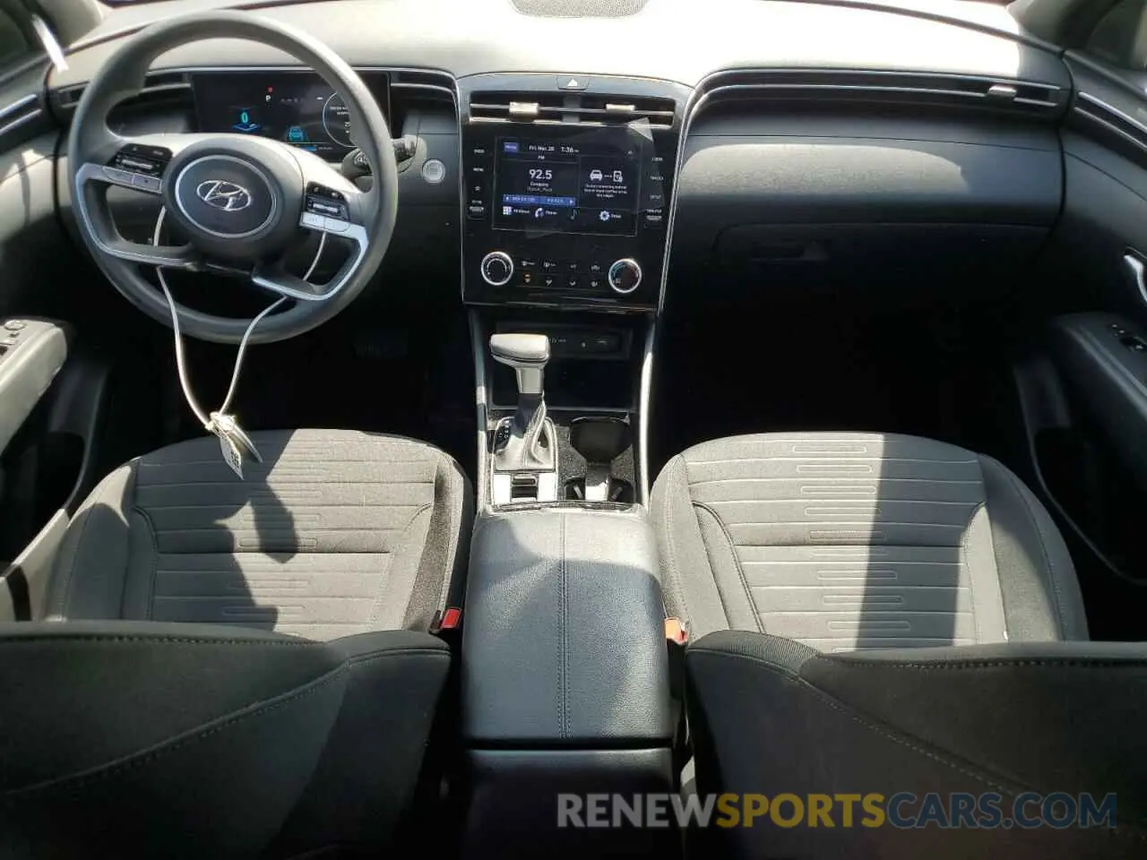 8 Photograph of a damaged car 5NTJCDAE1NH002753 HYUNDAI SANTA CRUZ 2022