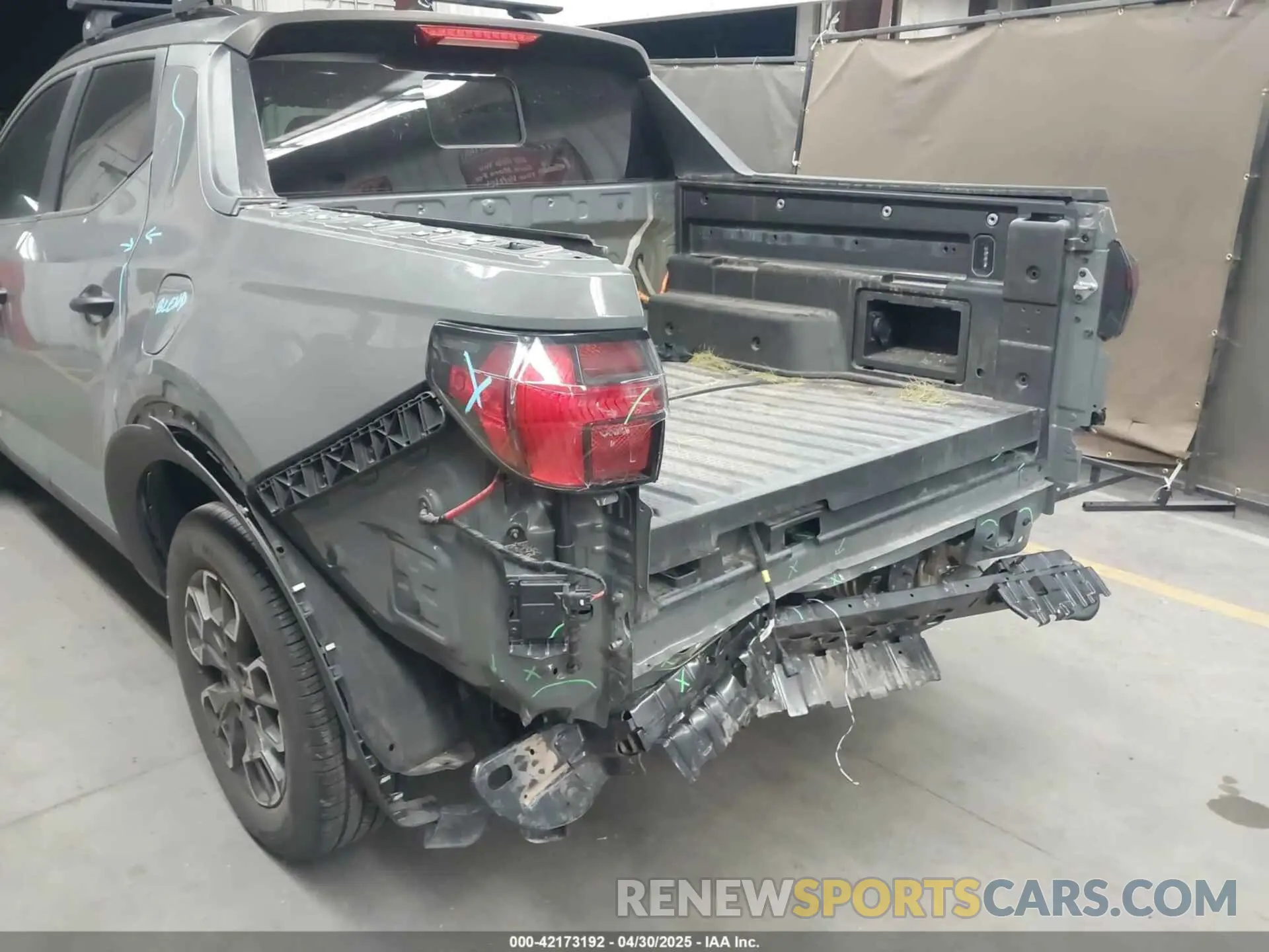 6 Photograph of a damaged car 5NTJCDAE5NH036310 HYUNDAI SANTA CRUZ 2022