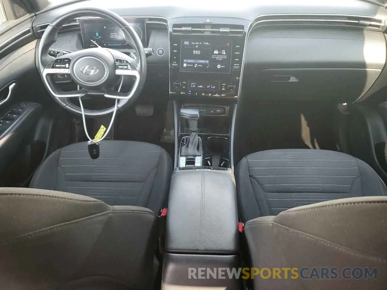 8 Photograph of a damaged car 5NTJDDAF0NH017475 HYUNDAI SANTA CRUZ 2022