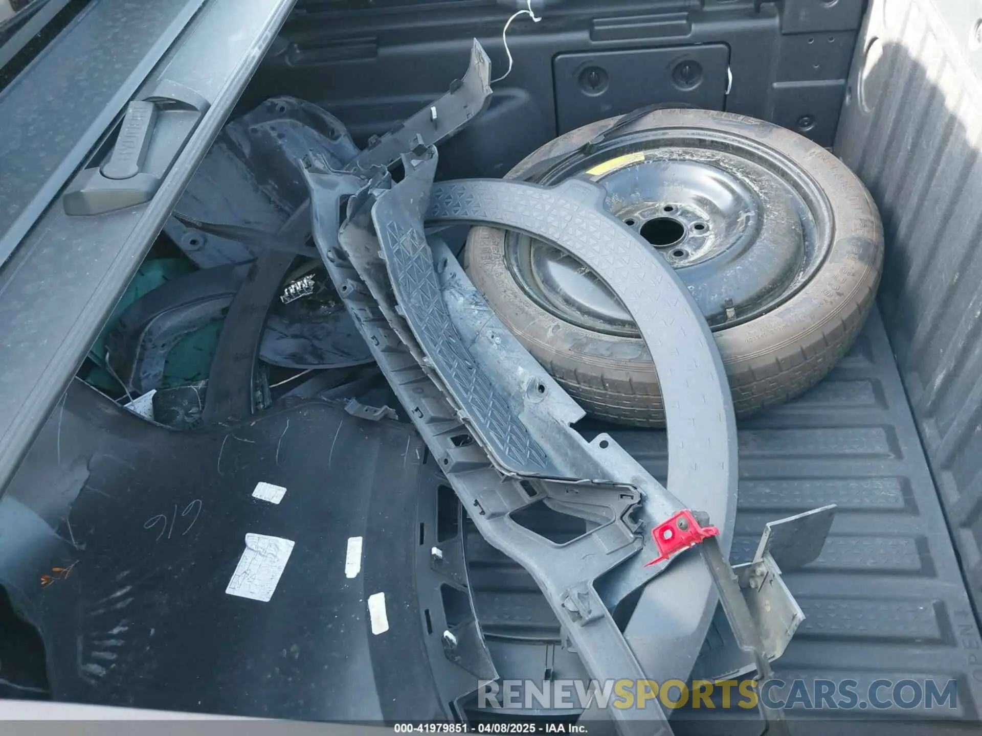 12 Photograph of a damaged car 5NTJDDAF9NH001923 HYUNDAI SANTA CRUZ 2022