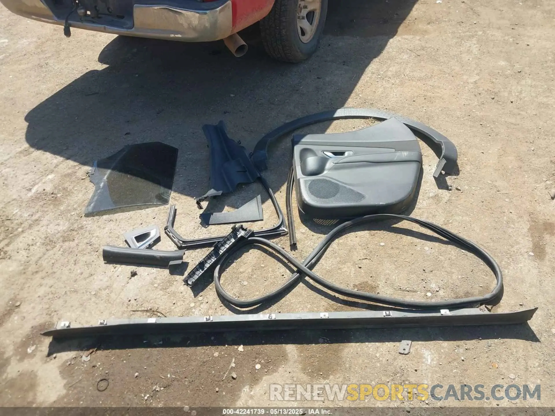 12 Photograph of a damaged car 5NTJEDAF2NH016146 HYUNDAI SANTA CRUZ 2022
