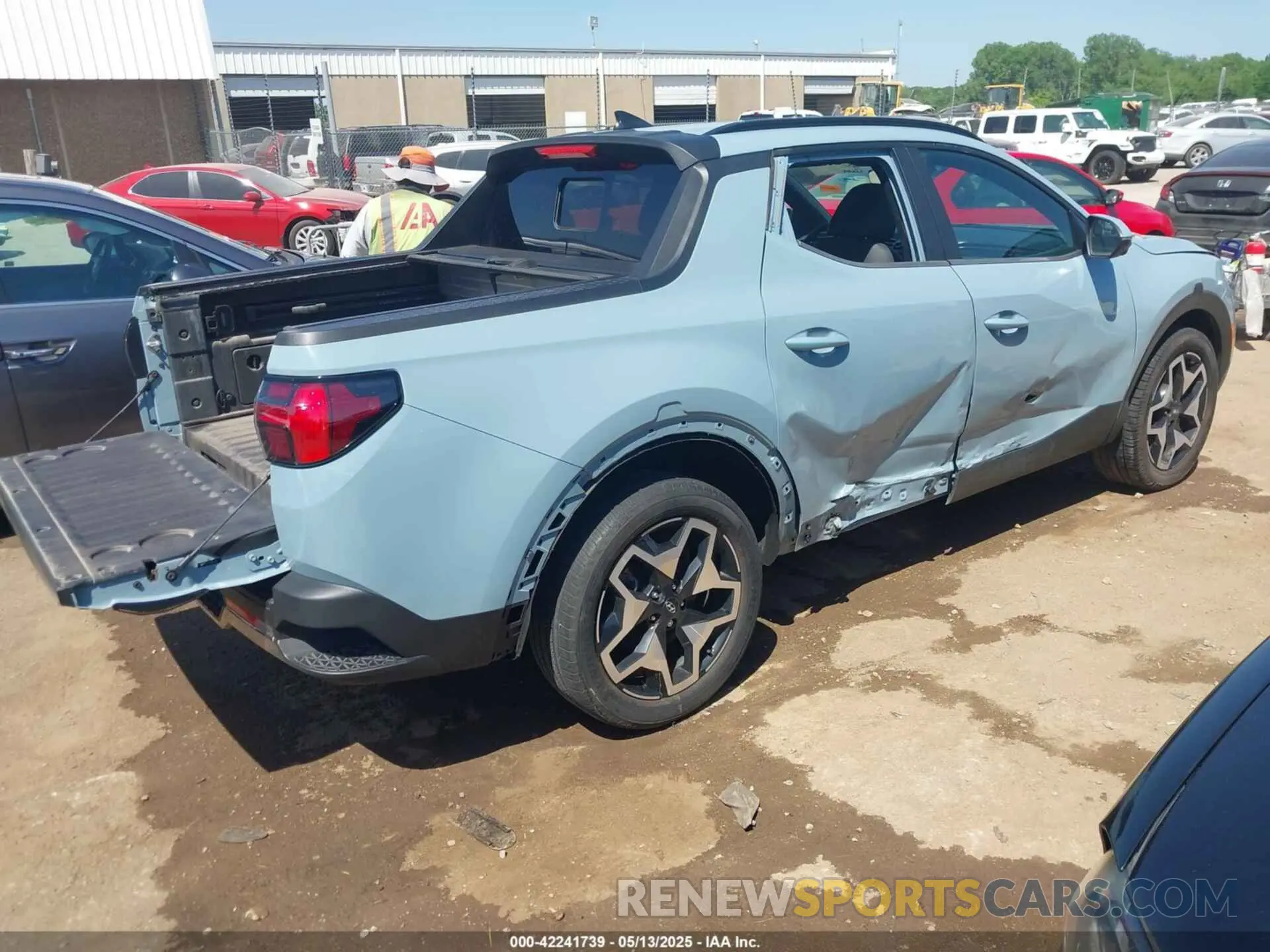 4 Photograph of a damaged car 5NTJEDAF2NH016146 HYUNDAI SANTA CRUZ 2022