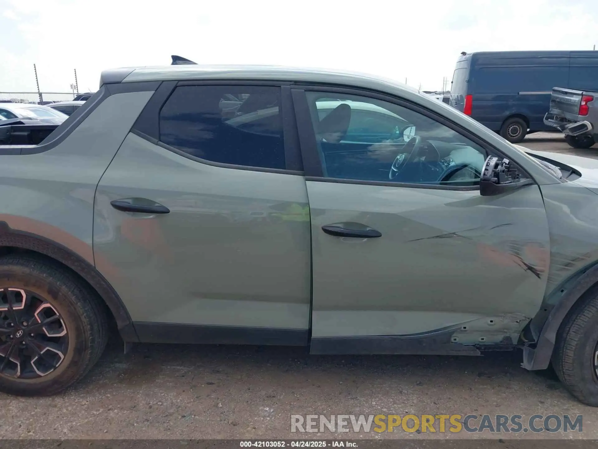 14 Photograph of a damaged car 5NTJADAE6PH053710 HYUNDAI SANTA CRUZ 2023