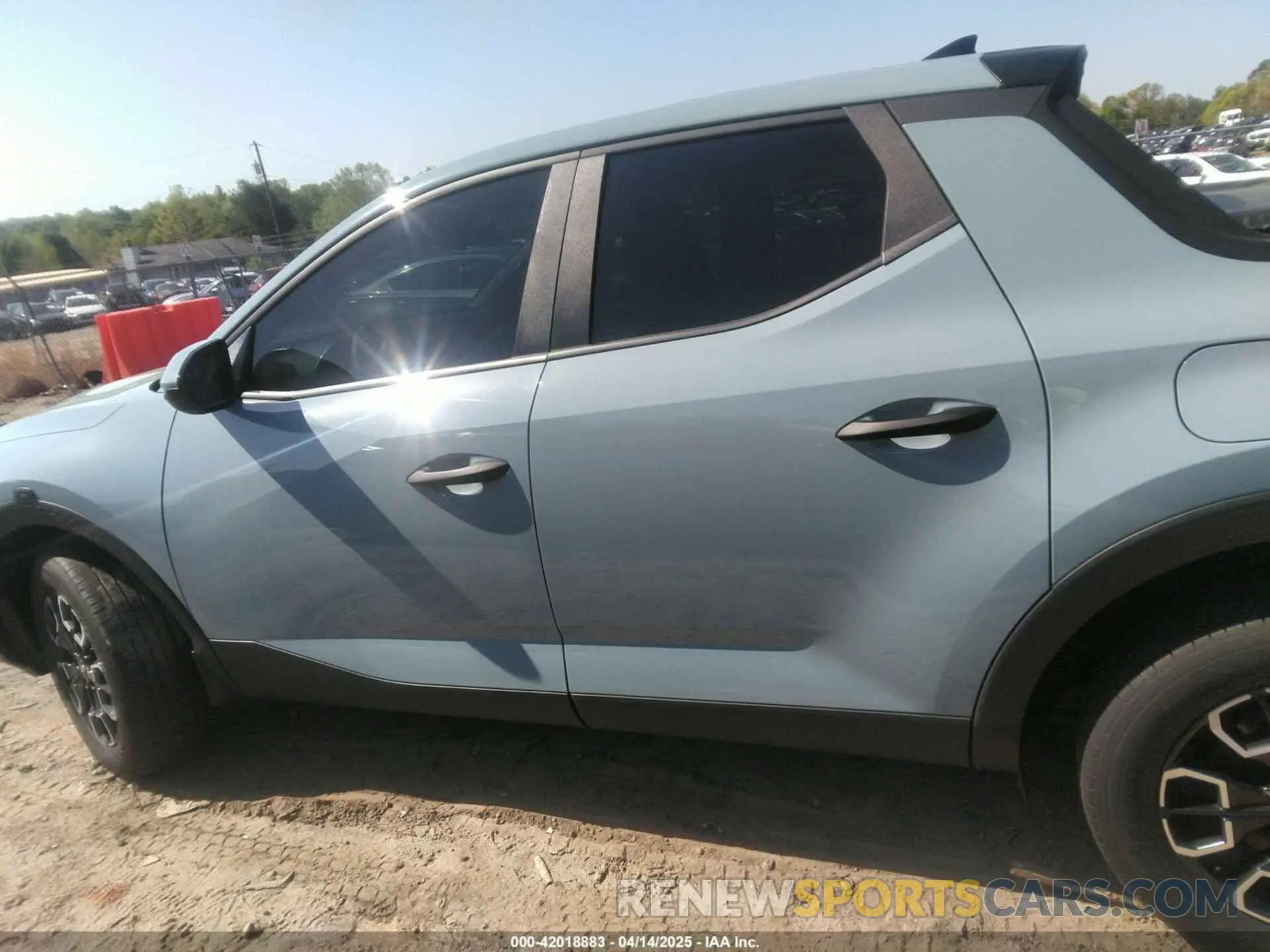 13 Photograph of a damaged car 5NTJADAE8PH067852 HYUNDAI SANTA CRUZ 2023