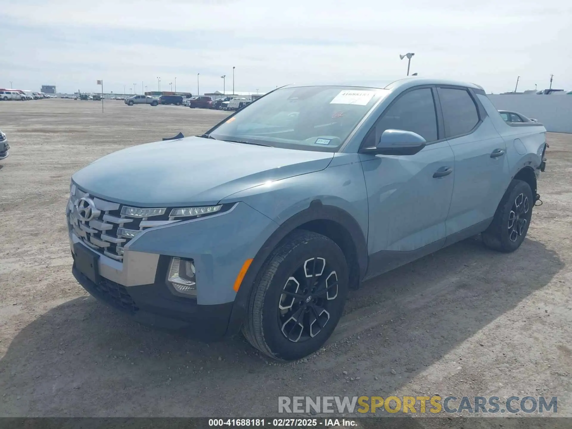 2 Photograph of a damaged car 5NTJBDAE3PH066962 HYUNDAI SANTA CRUZ 2023