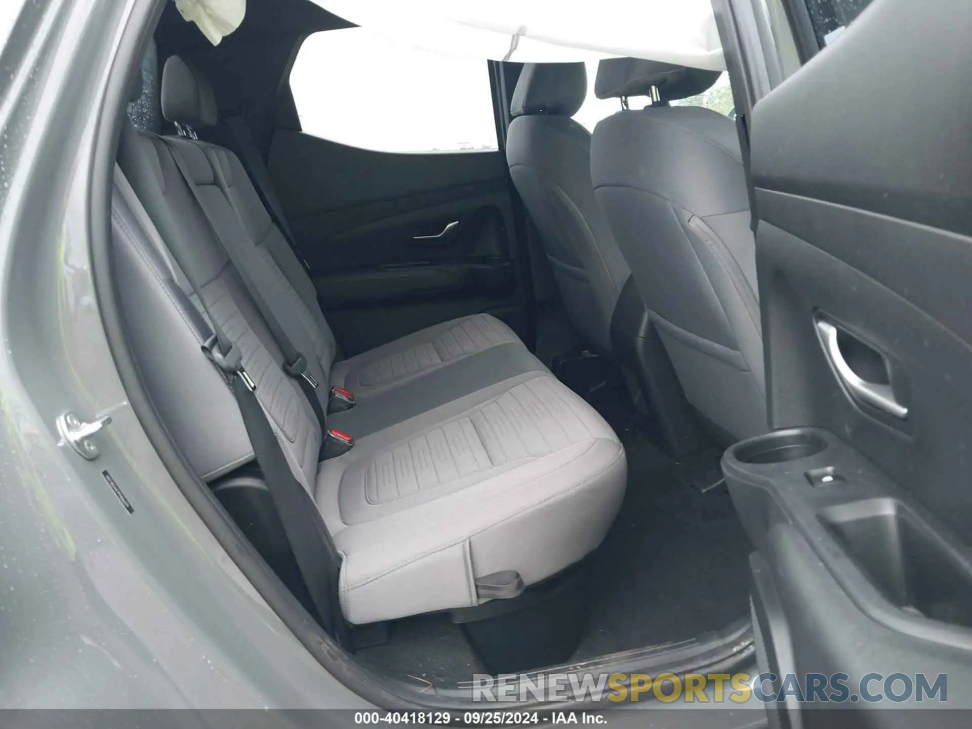 8 Photograph of a damaged car 5NTJBDAE7PH066379 HYUNDAI SANTA CRUZ 2023