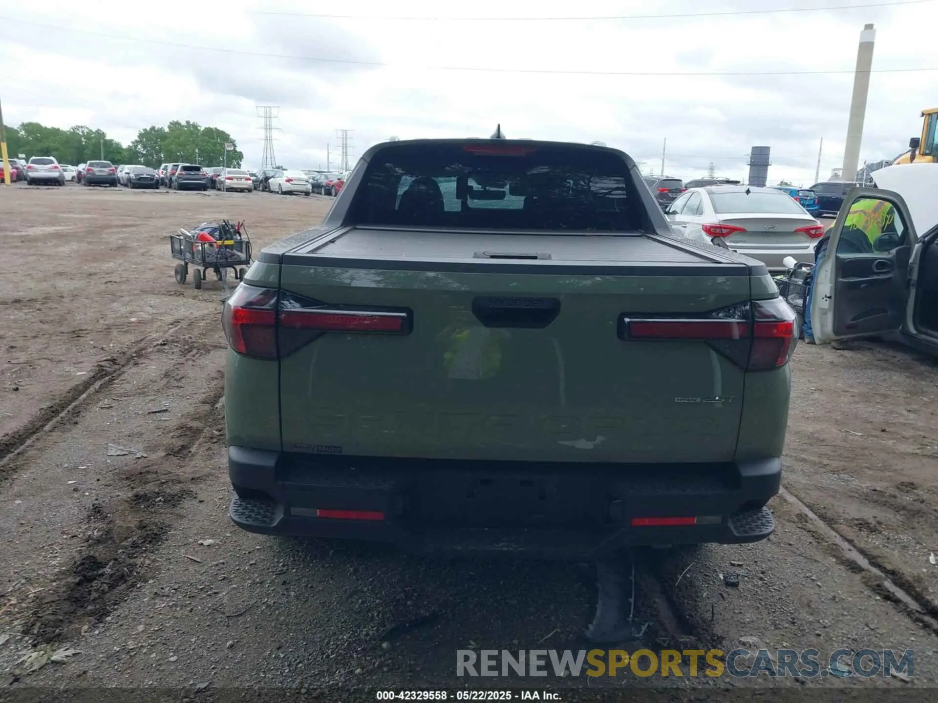 16 Photograph of a damaged car 5NTJDDAF9PH068394 HYUNDAI SANTA CRUZ 2023