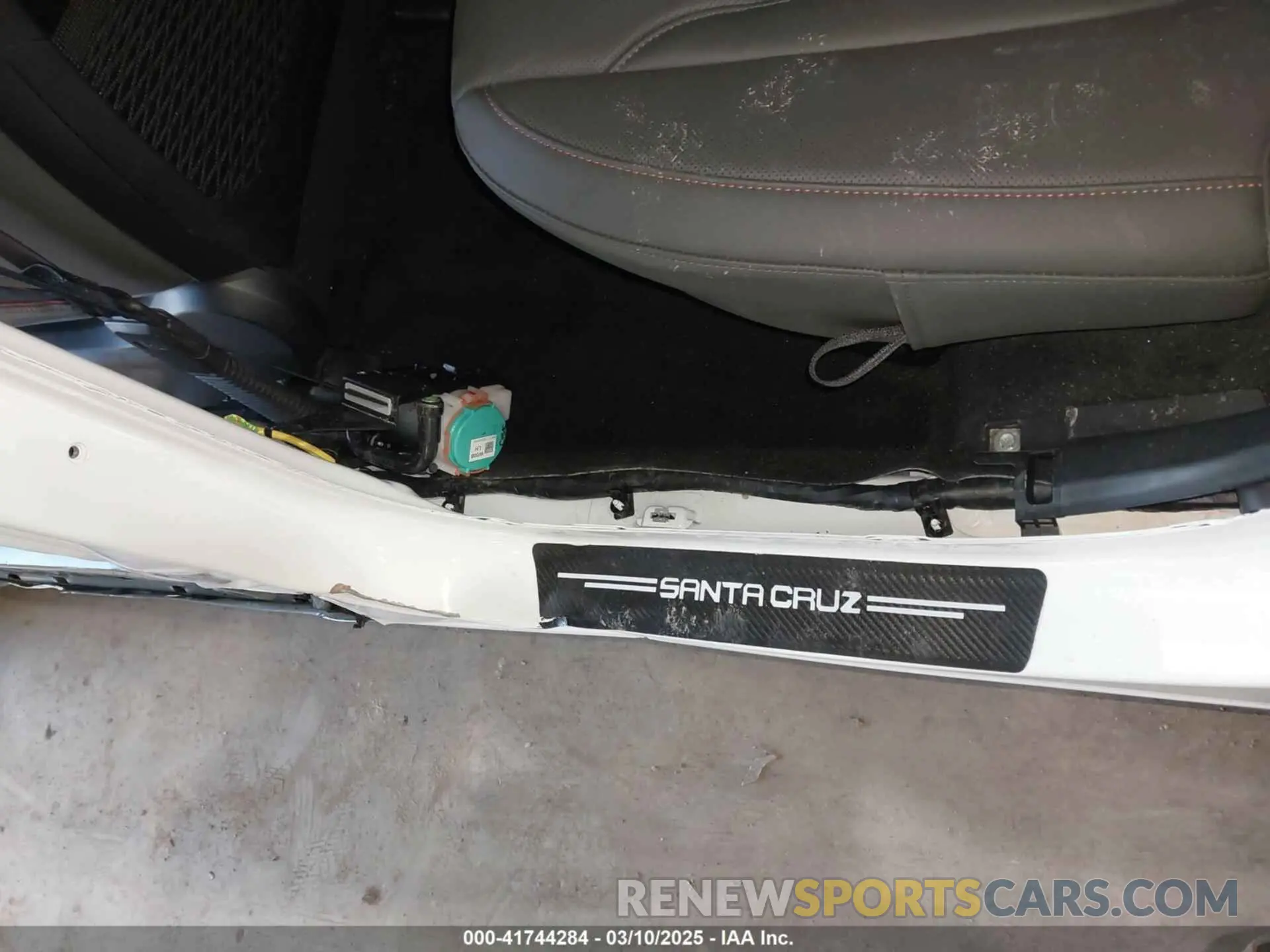 21 Photograph of a damaged car 5NTJEDAF9PH055397 HYUNDAI SANTA CRUZ 2023