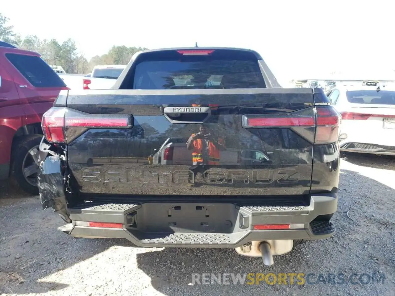 6 Photograph of a damaged car 5NTJB4AEXRH092574 HYUNDAI SANTA CRUZ 2024