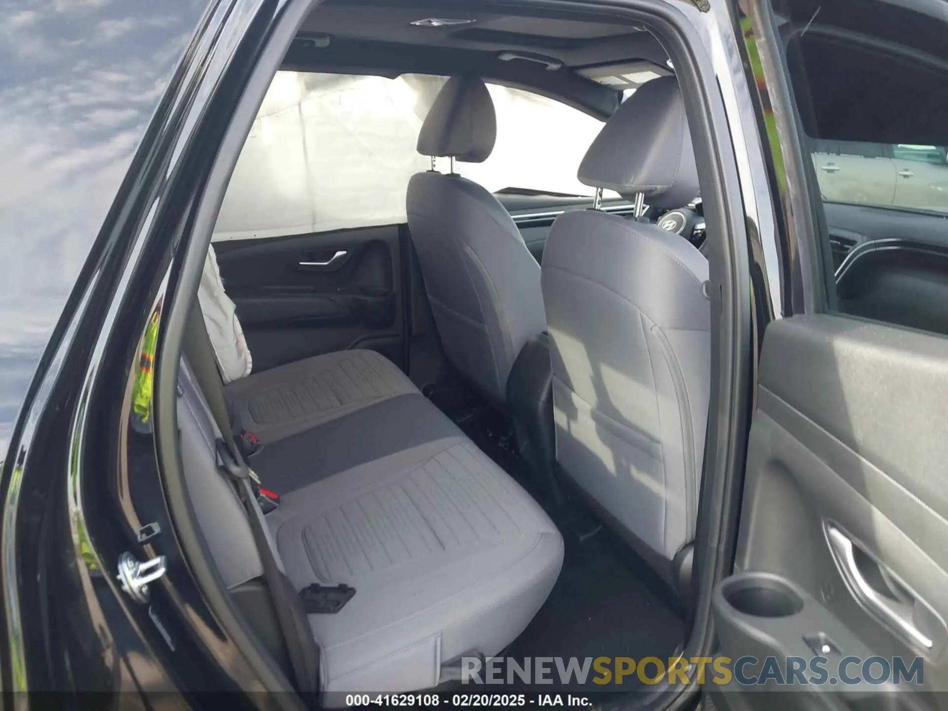 8 Фотография поврежденного автомобиля 5NTJC4DE5RH114389 HYUNDAI SANTA CRUZ 2024