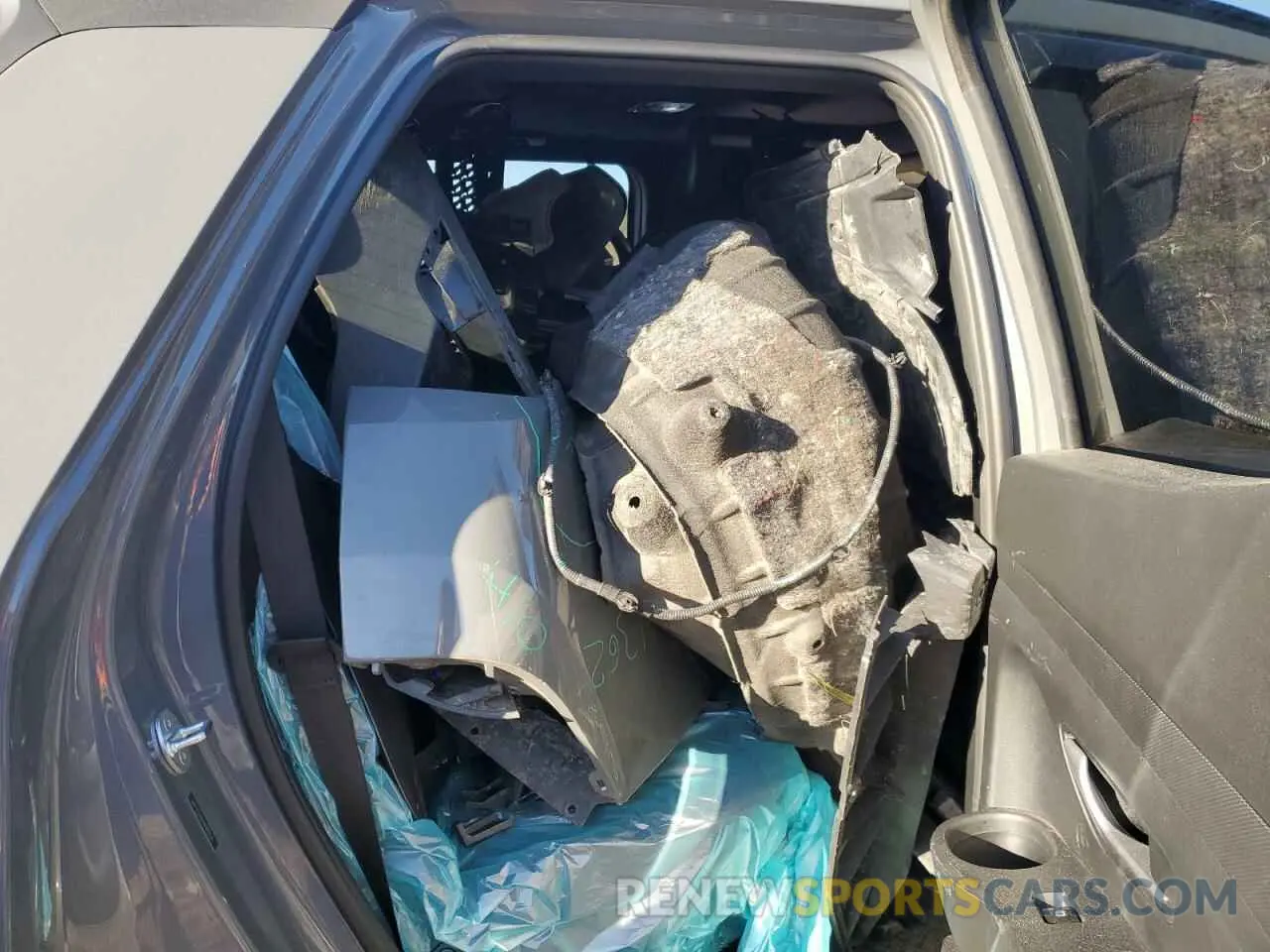 10 Photograph of a damaged car 5NTJCDAE9RH092224 HYUNDAI SANTA CRUZ 2024