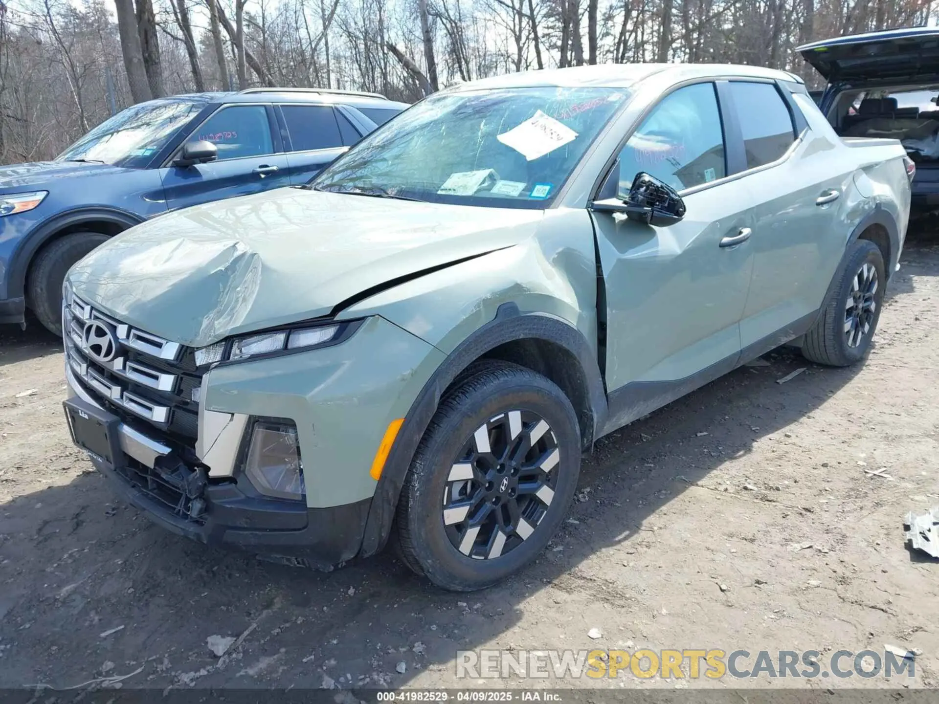 2 Photograph of a damaged car 5NTJADDE4SH134404 HYUNDAI SANTA CRUZ 2025