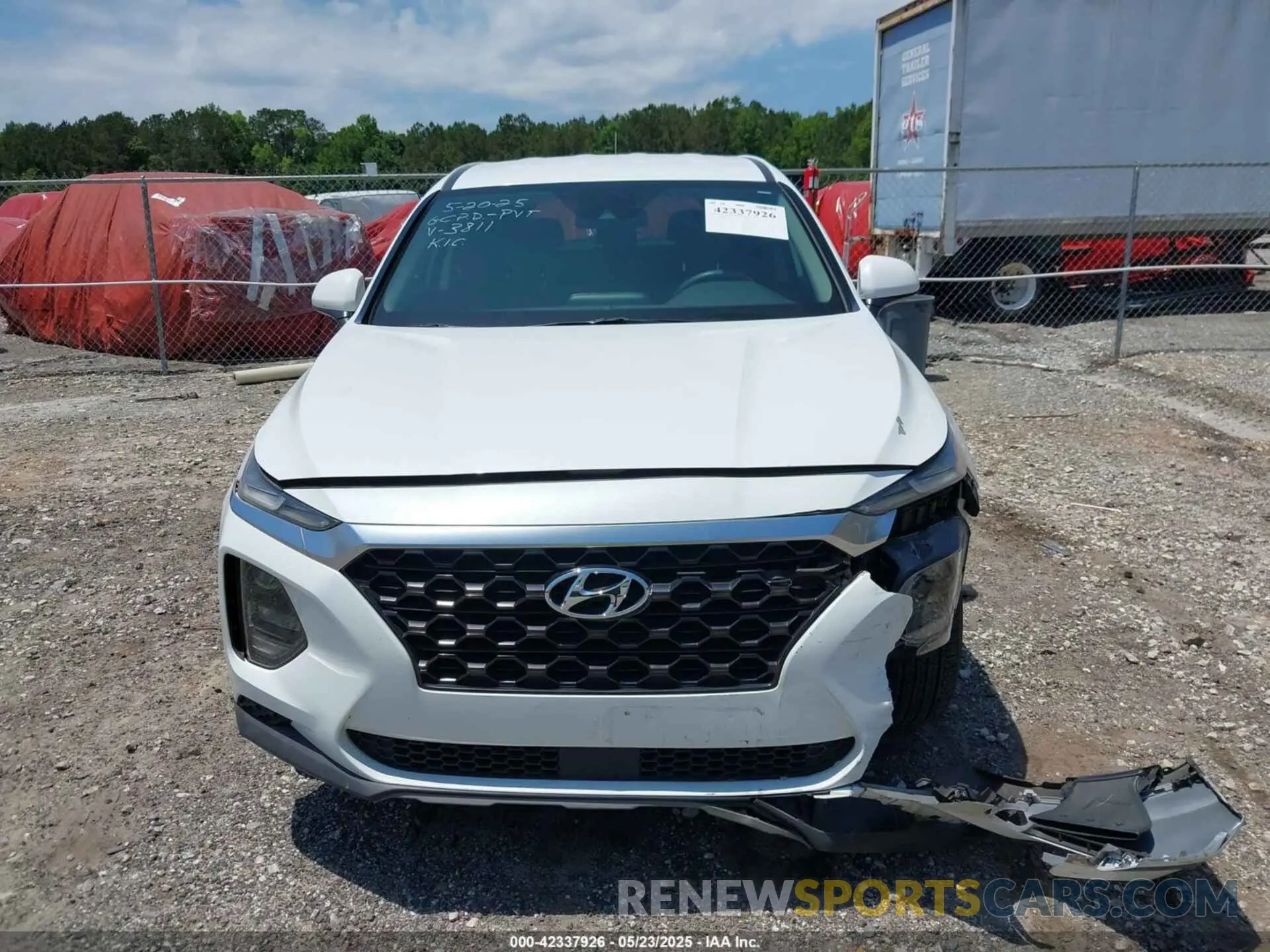 12 Photograph of a damaged car 5NMS23AD0KH013811 HYUNDAI SANTA FE 2019