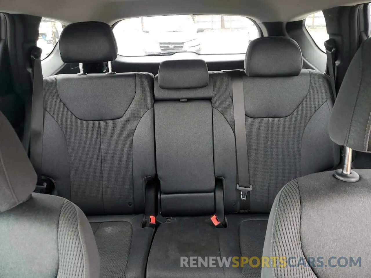 10 Photograph of a damaged car 5NMS23AD0KH074852 HYUNDAI SANTA FE 2019