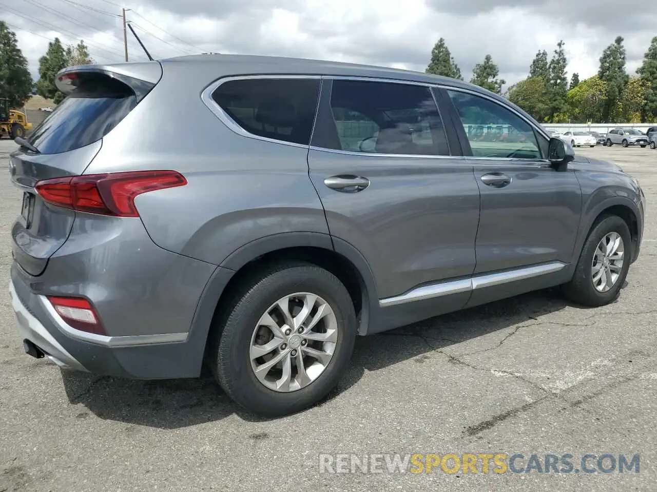 3 Photograph of a damaged car 5NMS23AD0KH074852 HYUNDAI SANTA FE 2019