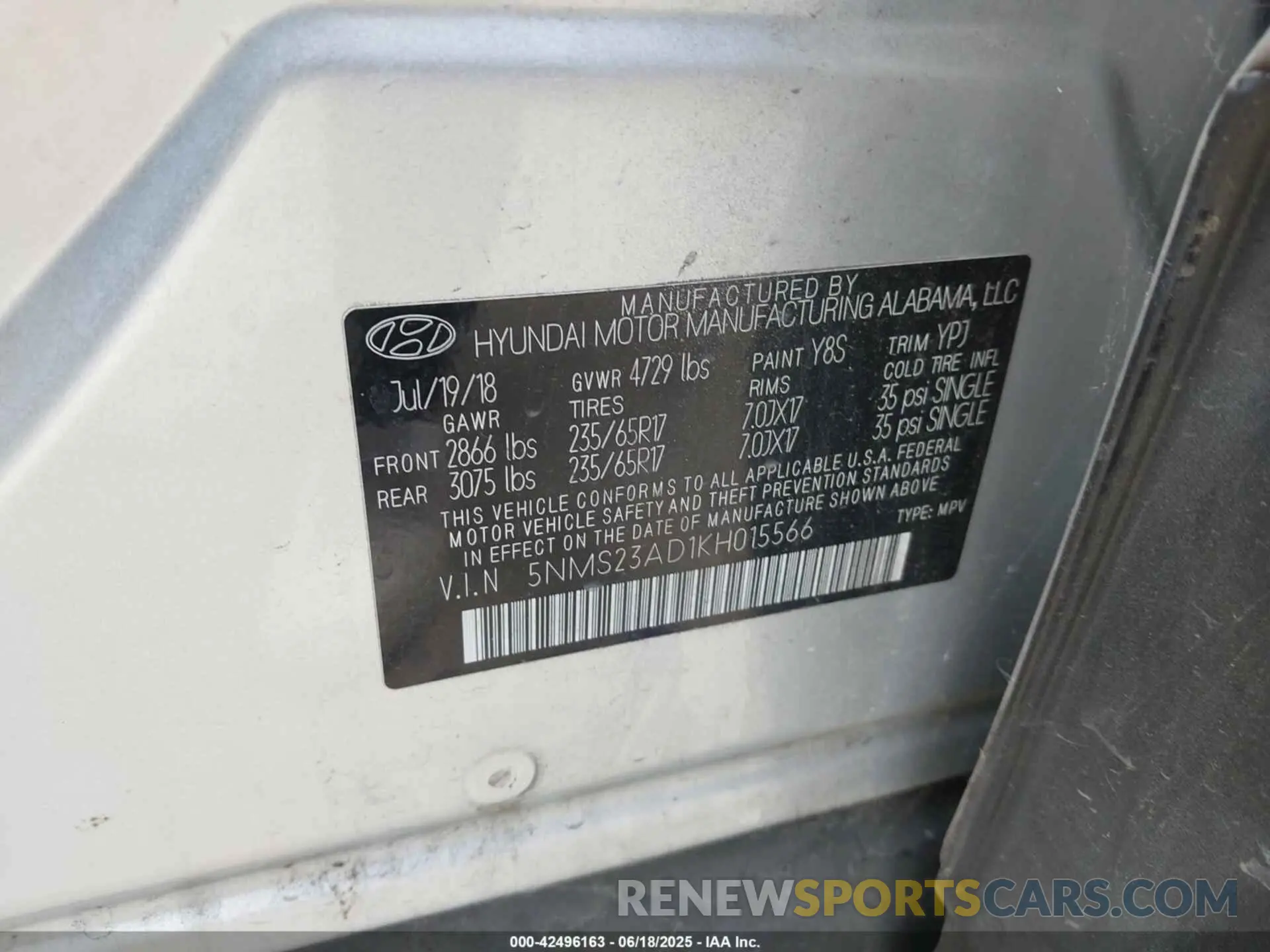 9 Photograph of a damaged car 5NMS23AD1KH015566 HYUNDAI SANTA FE 2019