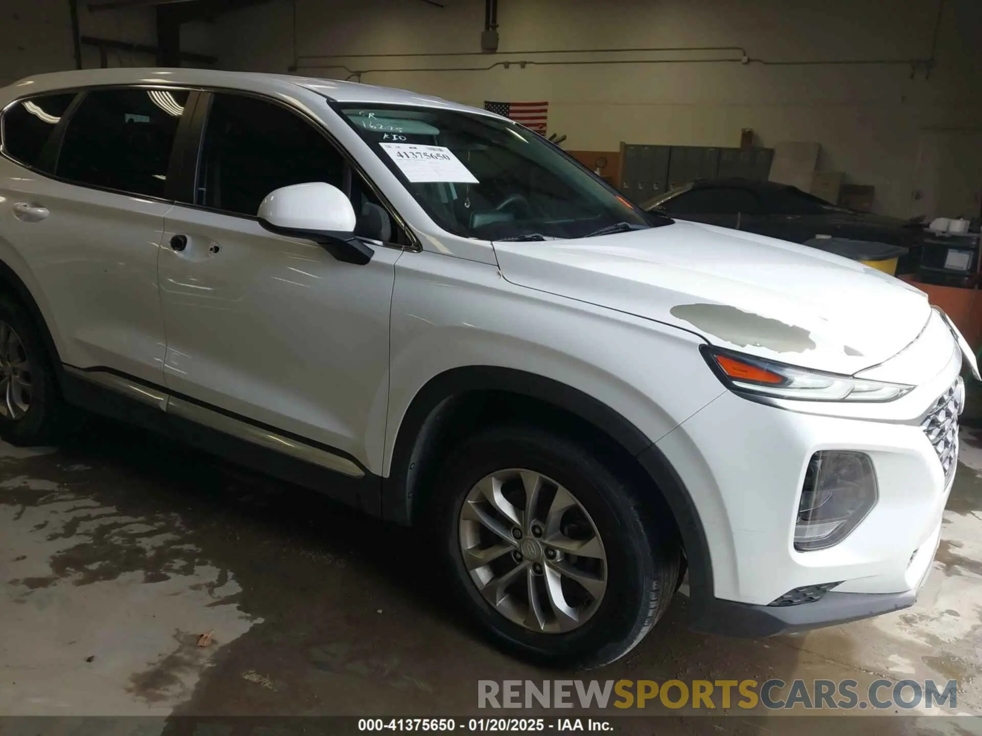 1 Photograph of a damaged car 5NMS23AD1KH063472 HYUNDAI SANTA FE 2019