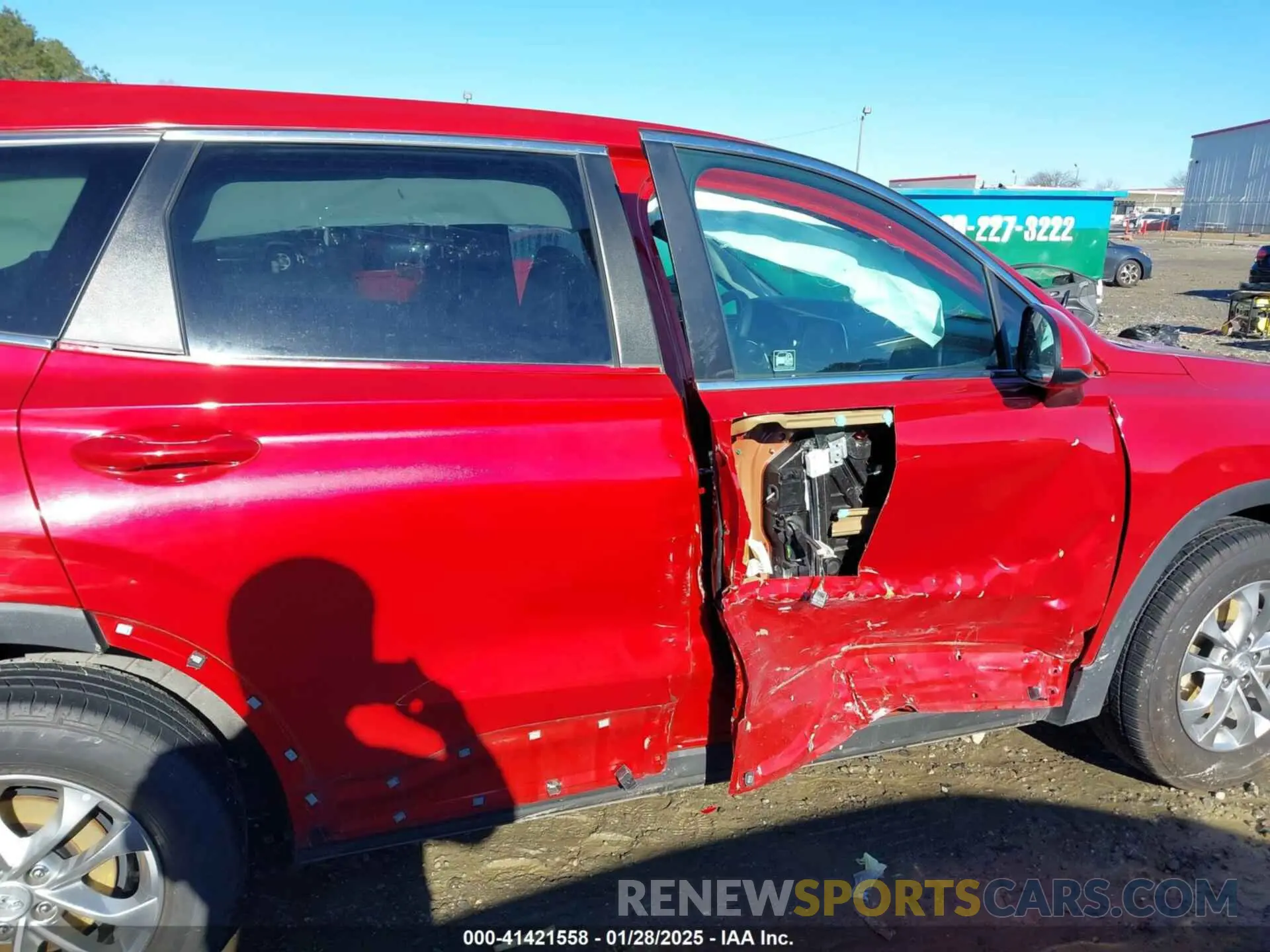 6 Photograph of a damaged car 5NMS23AD1KH102173 HYUNDAI SANTA FE 2019