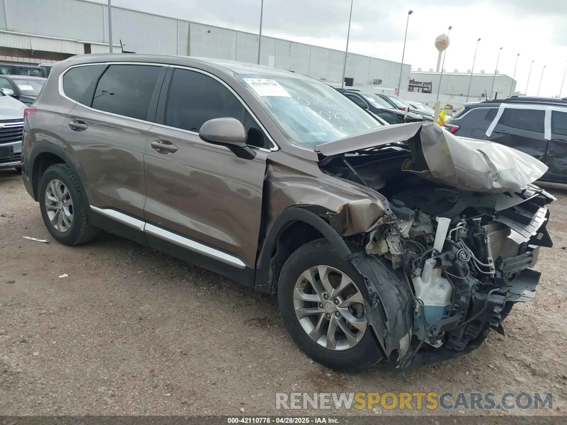 1 Photograph of a damaged car 5NMS23AD2KH014037 HYUNDAI SANTA FE 2019