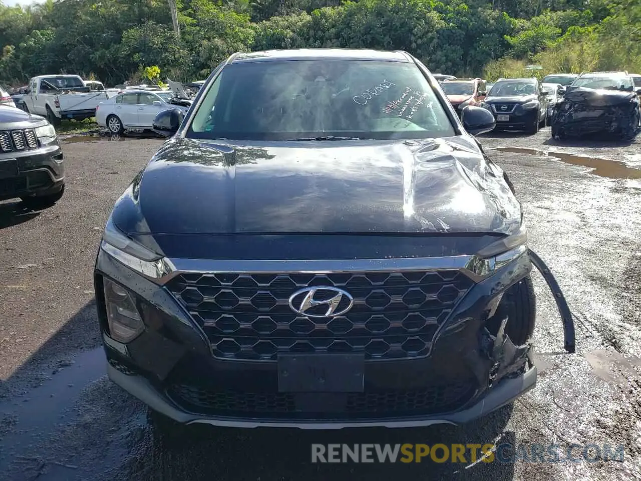 5 Photograph of a damaged car 5NMS23AD2KH019027 HYUNDAI SANTA FE 2019