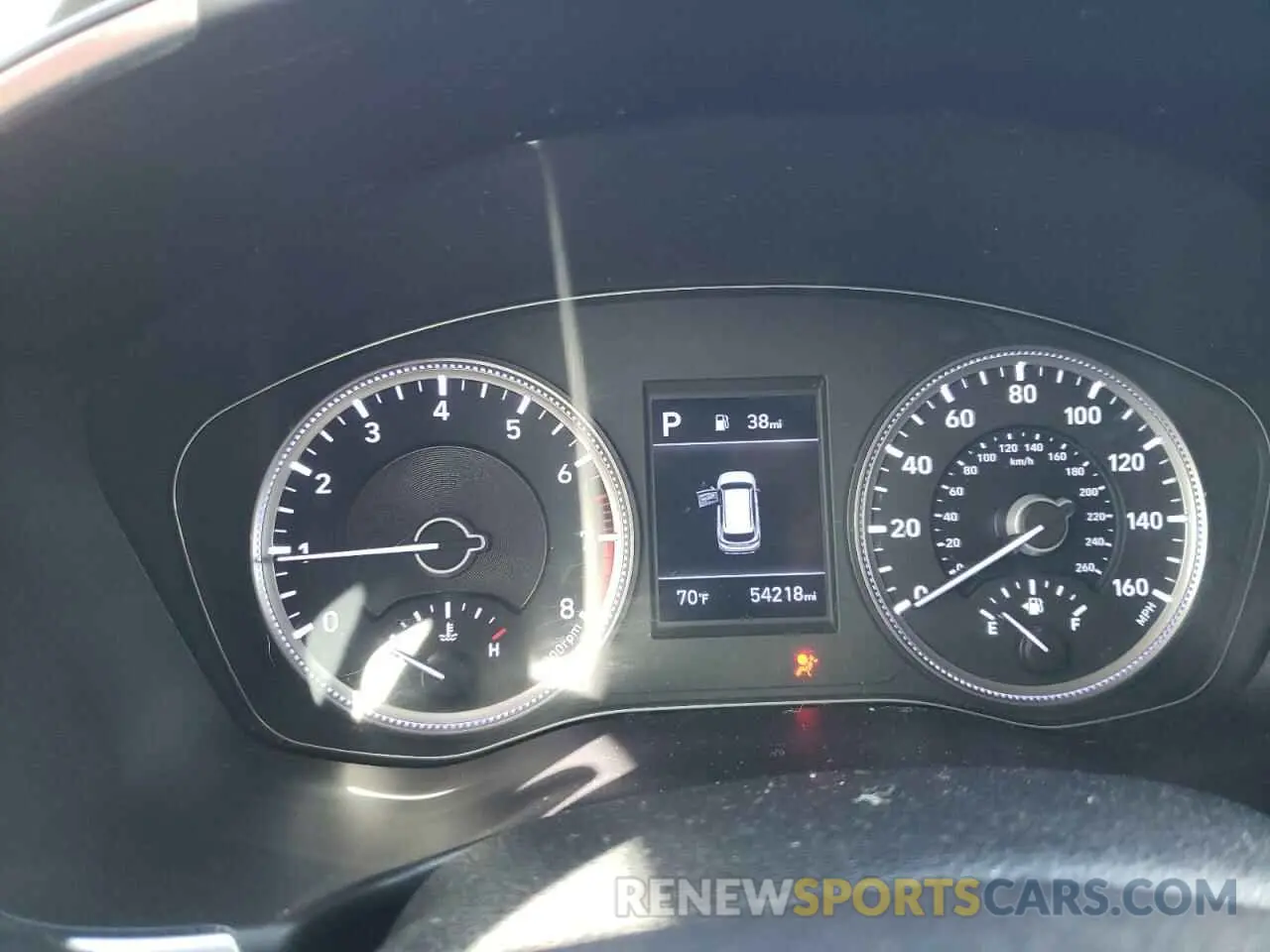 9 Photograph of a damaged car 5NMS23AD2KH019027 HYUNDAI SANTA FE 2019