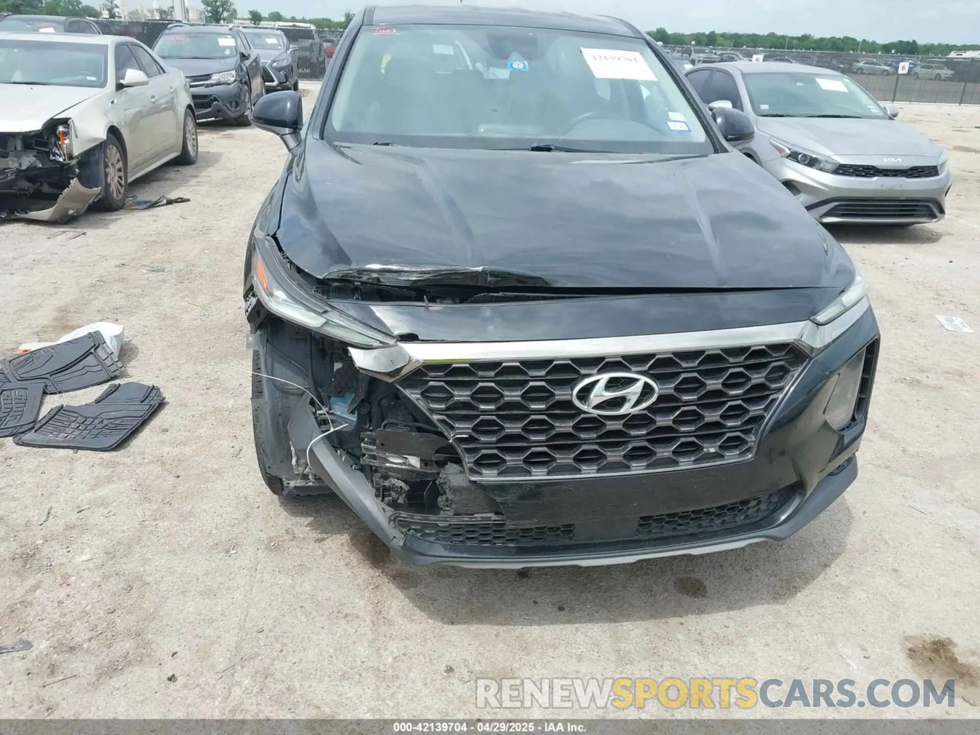 6 Photograph of a damaged car 5NMS23AD2KH132301 HYUNDAI SANTA FE 2019