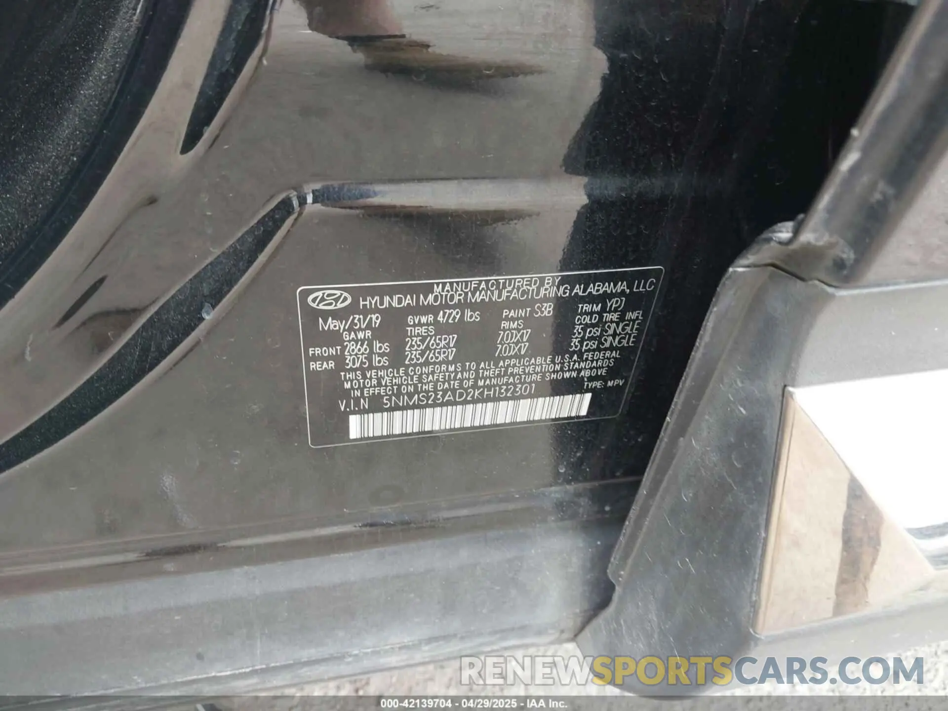 9 Photograph of a damaged car 5NMS23AD2KH132301 HYUNDAI SANTA FE 2019