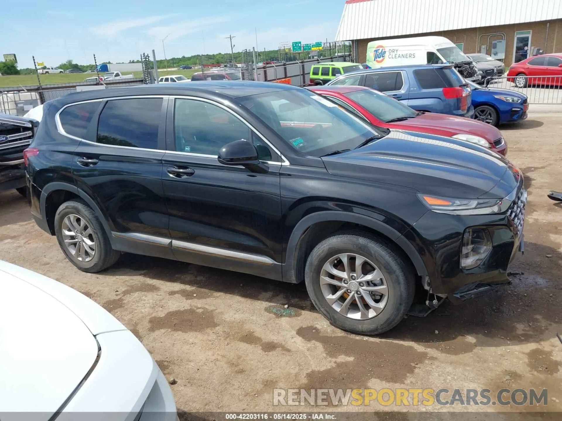 13 Photograph of a damaged car 5NMS23AD3KH016699 HYUNDAI SANTA FE 2019