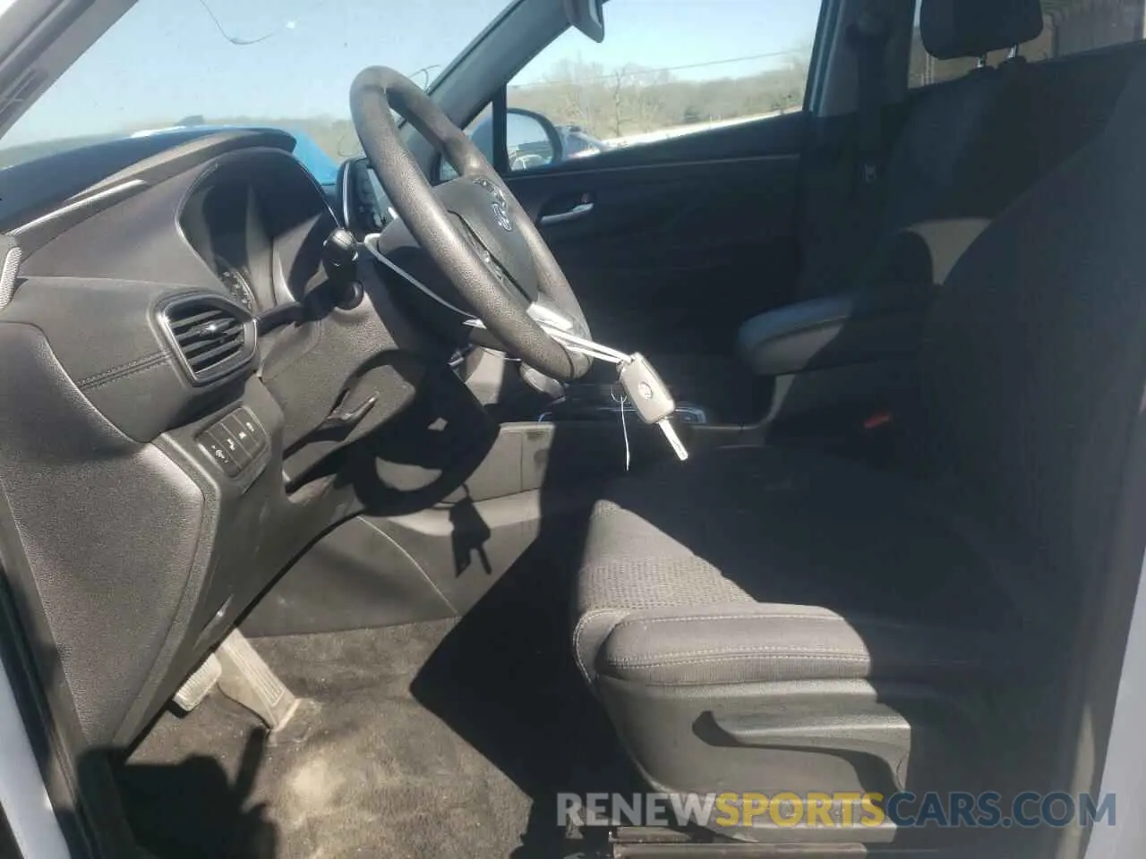 7 Photograph of a damaged car 5NMS23AD3KH111392 HYUNDAI SANTA FE 2019