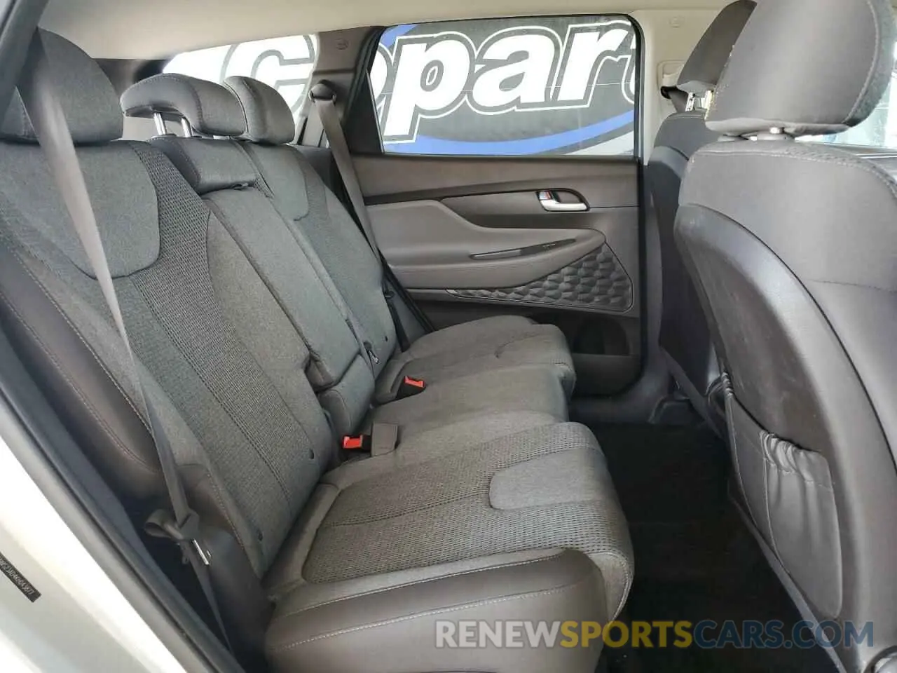 10 Photograph of a damaged car 5NMS23AD4KH043877 HYUNDAI SANTA FE 2019