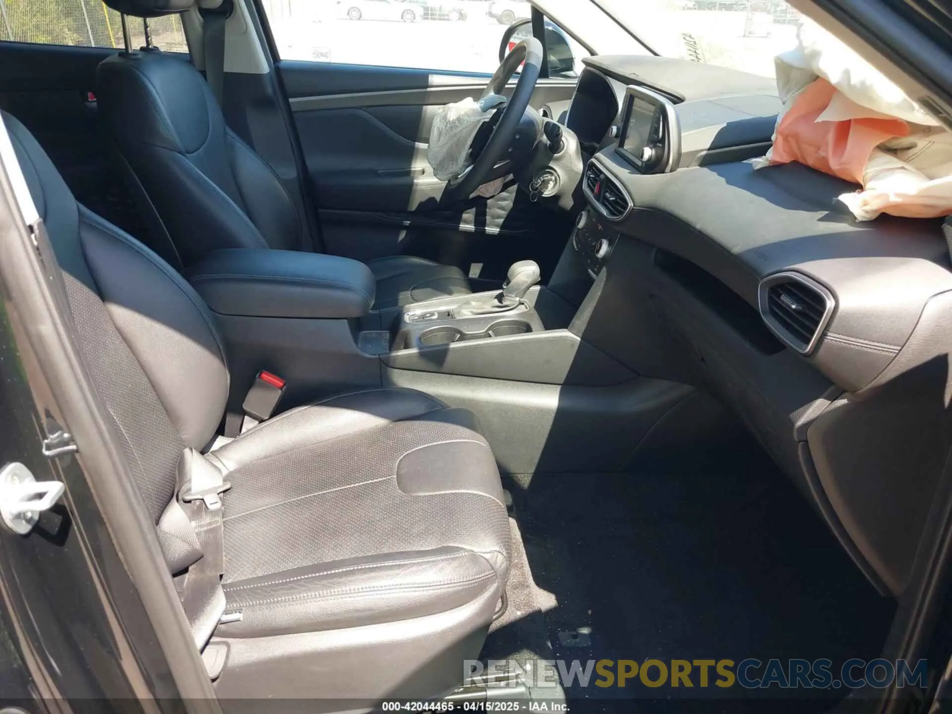 5 Фотография поврежденного автомобиля 5NMS23AD4KH088902 HYUNDAI SANTA FE 2019