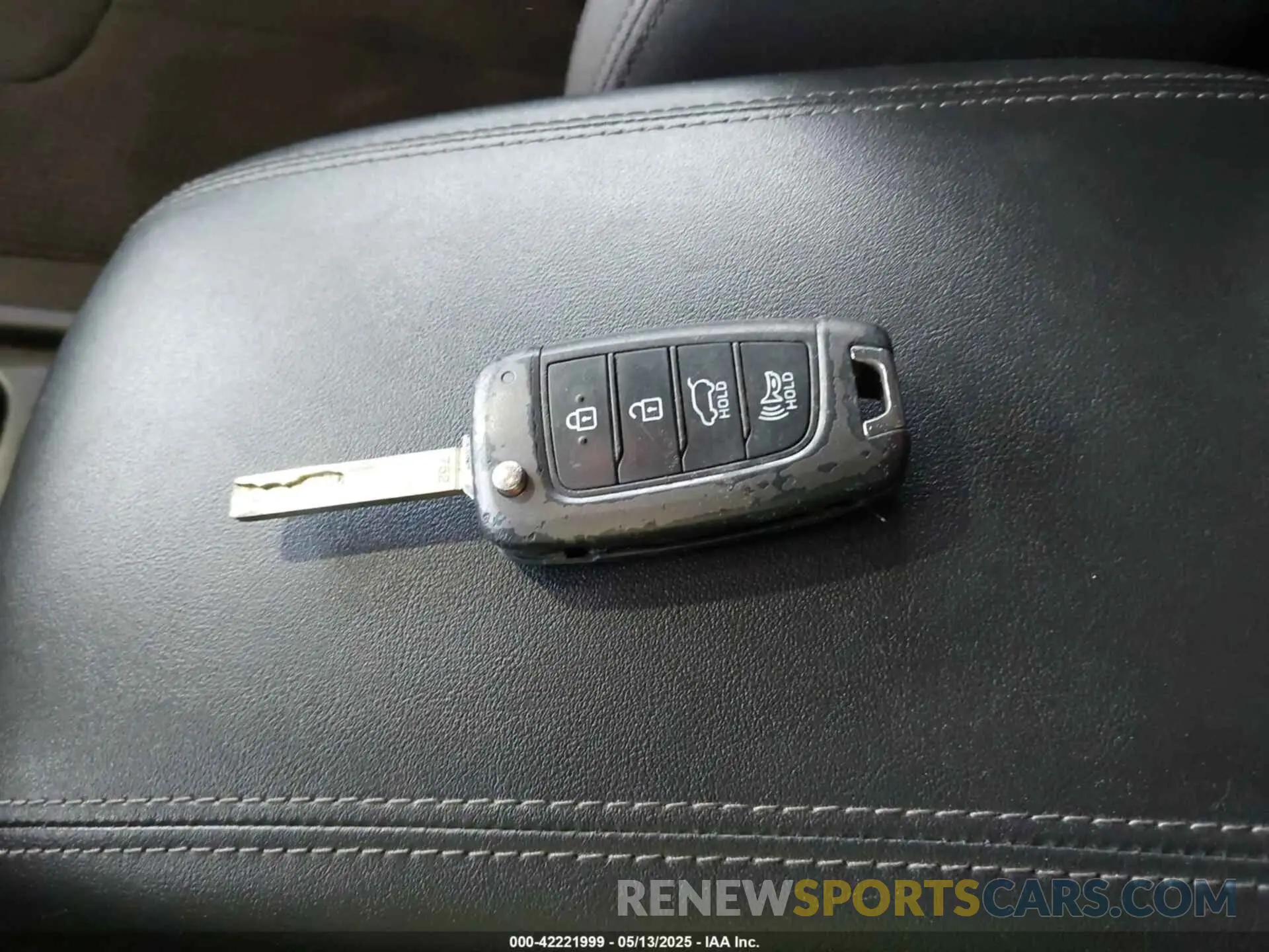 11 Фотография поврежденного автомобиля 5NMS23AD5KH105321 HYUNDAI SANTA FE 2019