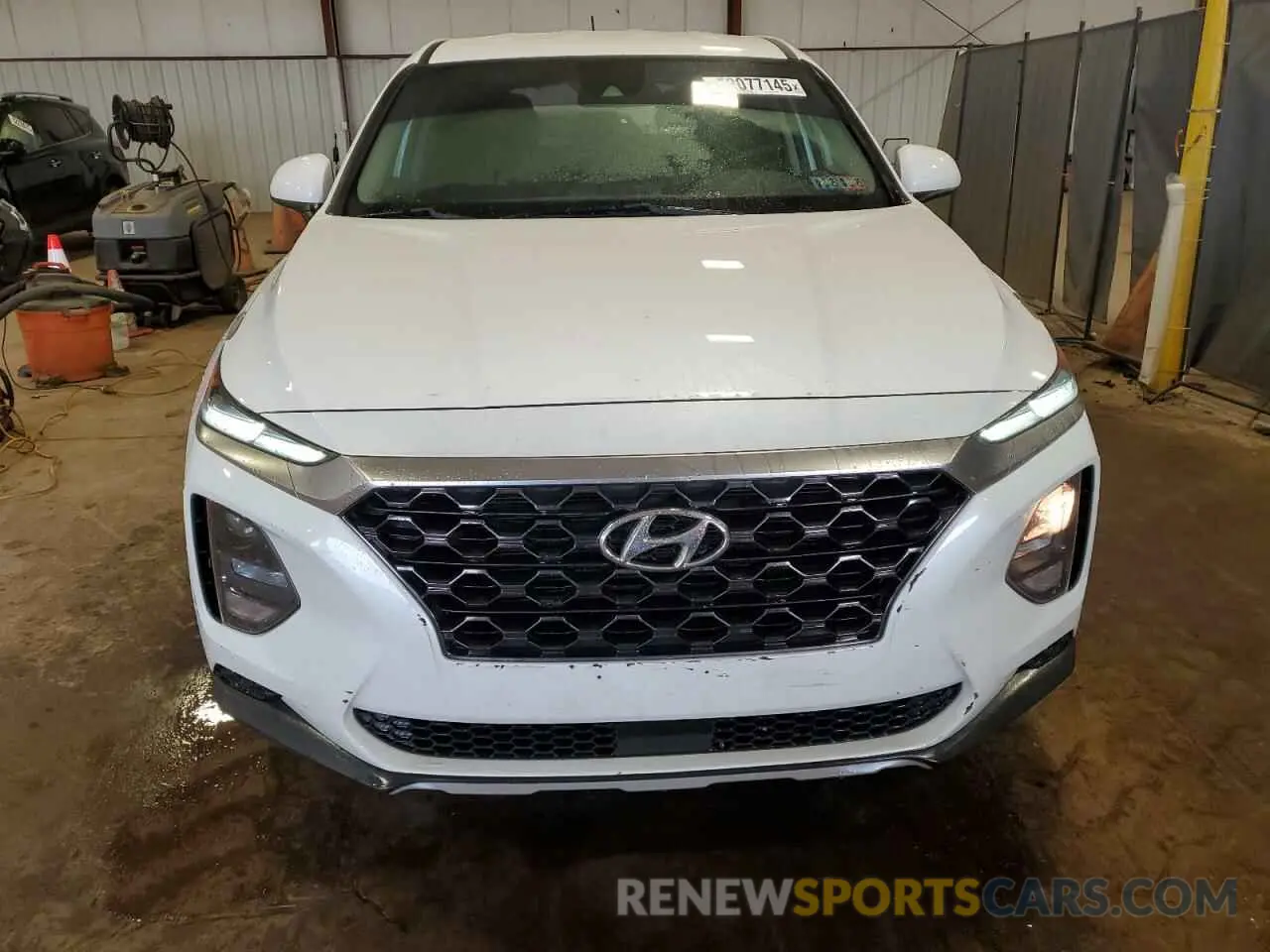 5 Photograph of a damaged car 5NMS23AD6KH009486 HYUNDAI SANTA FE 2019