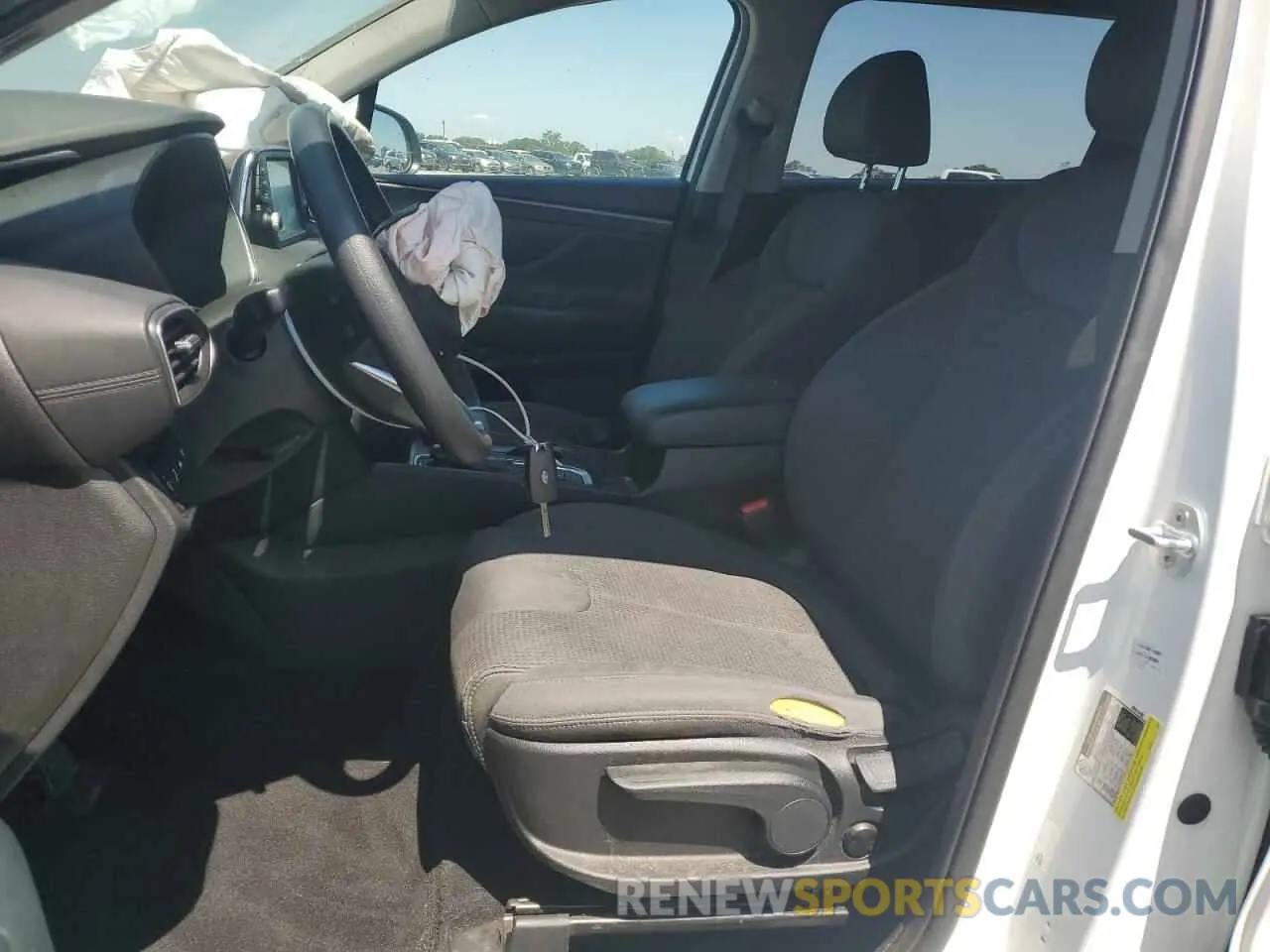 7 Фотография поврежденного автомобиля 5NMS23AD6KH083202 HYUNDAI SANTA FE 2019