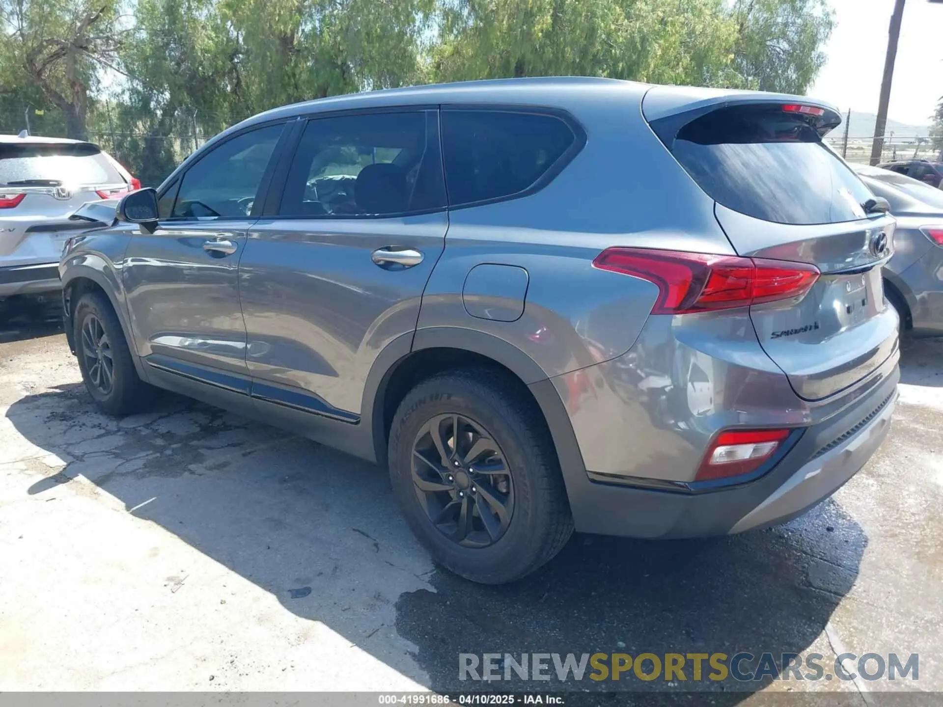 3 Фотография поврежденного автомобиля 5NMS23AD7KH009688 HYUNDAI SANTA FE 2019
