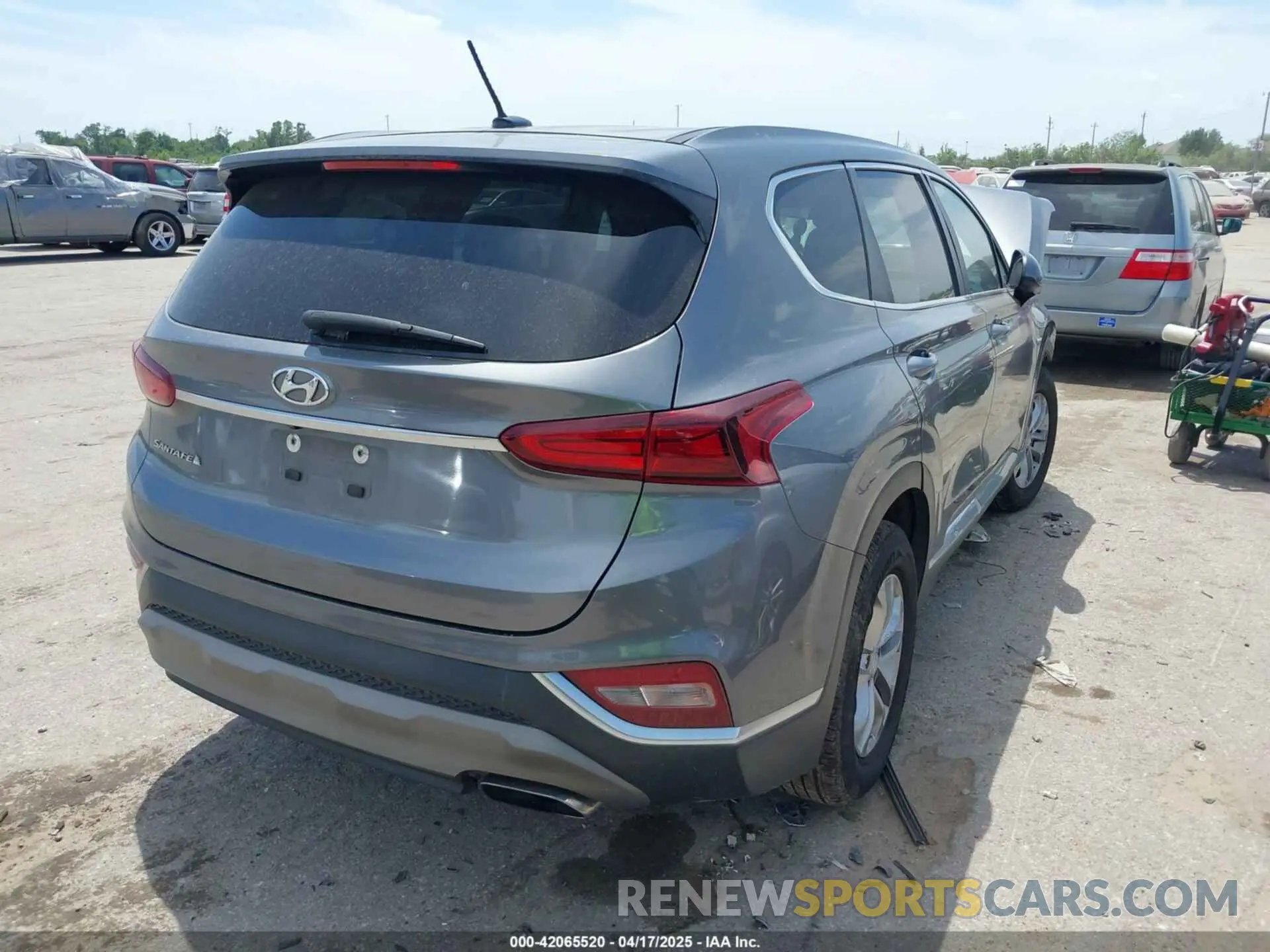 4 Фотография поврежденного автомобиля 5NMS23AD8KH096310 HYUNDAI SANTA FE 2019
