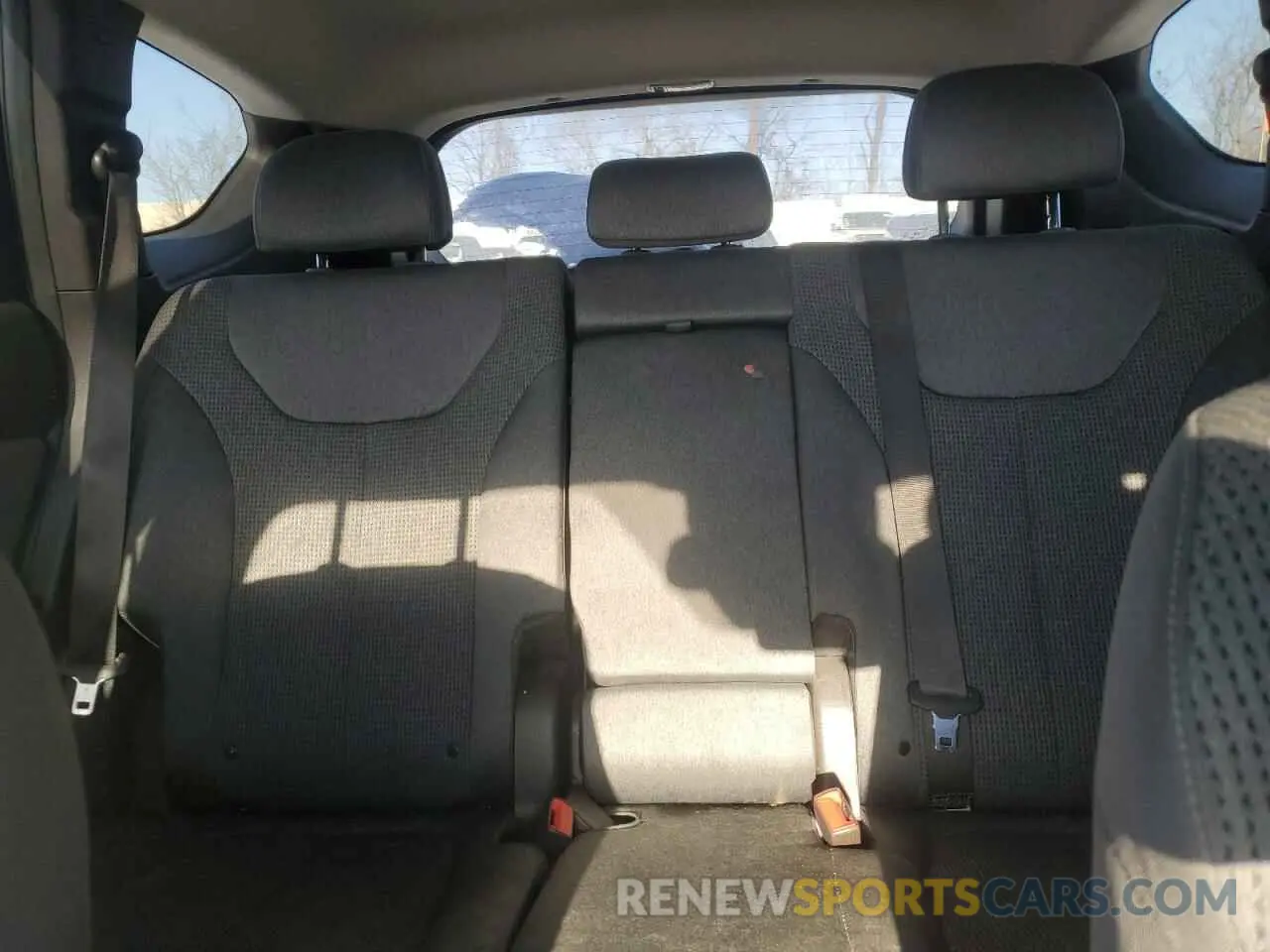 10 Фотография поврежденного автомобиля 5NMS23AD8KH117866 HYUNDAI SANTA FE 2019