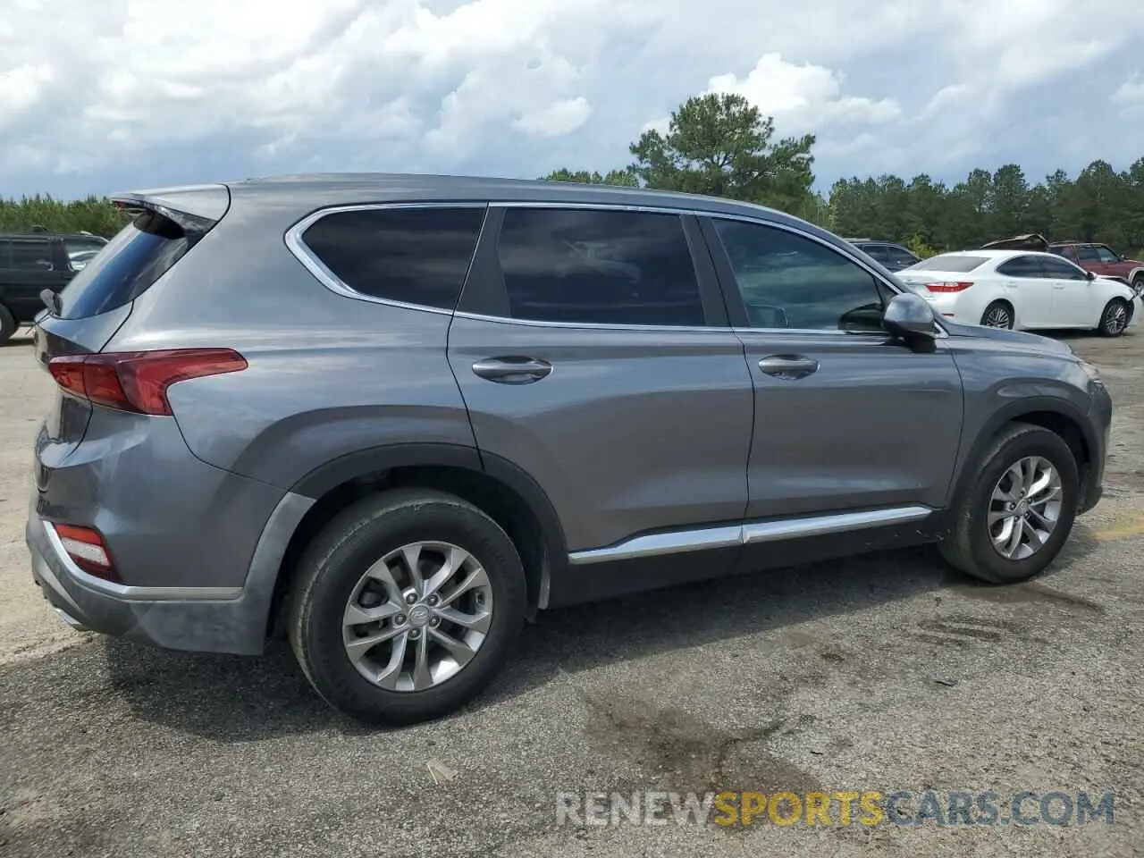 3 Photograph of a damaged car 5NMS23AD9KH019915 HYUNDAI SANTA FE 2019