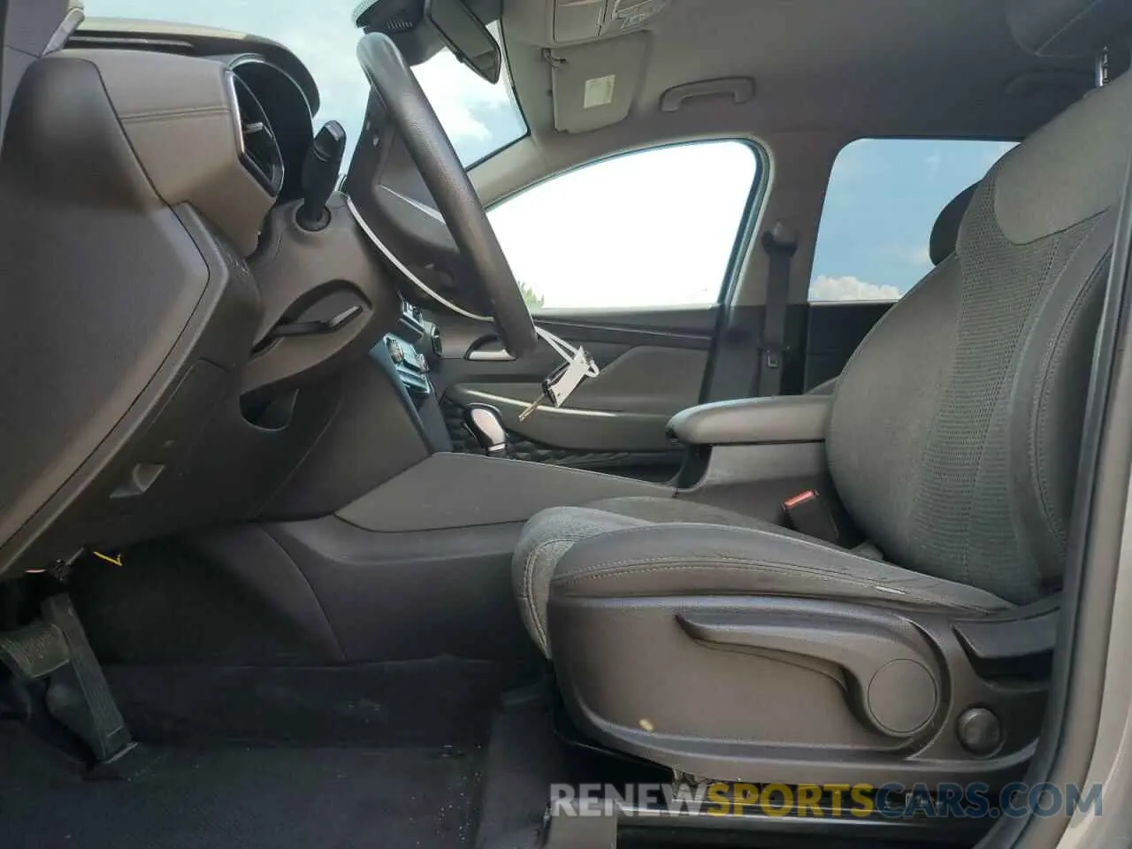 7 Photograph of a damaged car 5NMS23AD9KH019915 HYUNDAI SANTA FE 2019