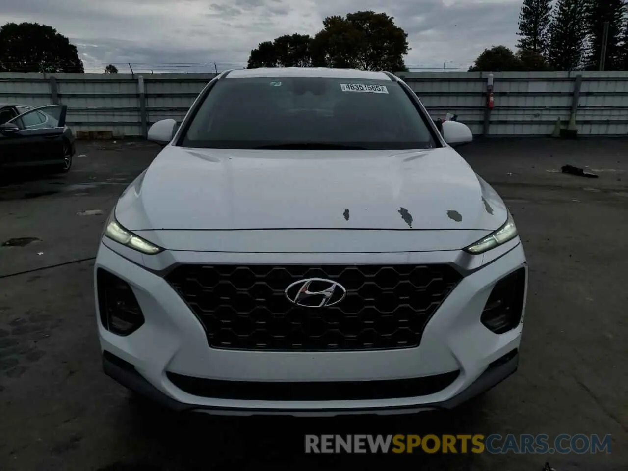 5 Photograph of a damaged car 5NMS23AD9KH039159 HYUNDAI SANTA FE 2019