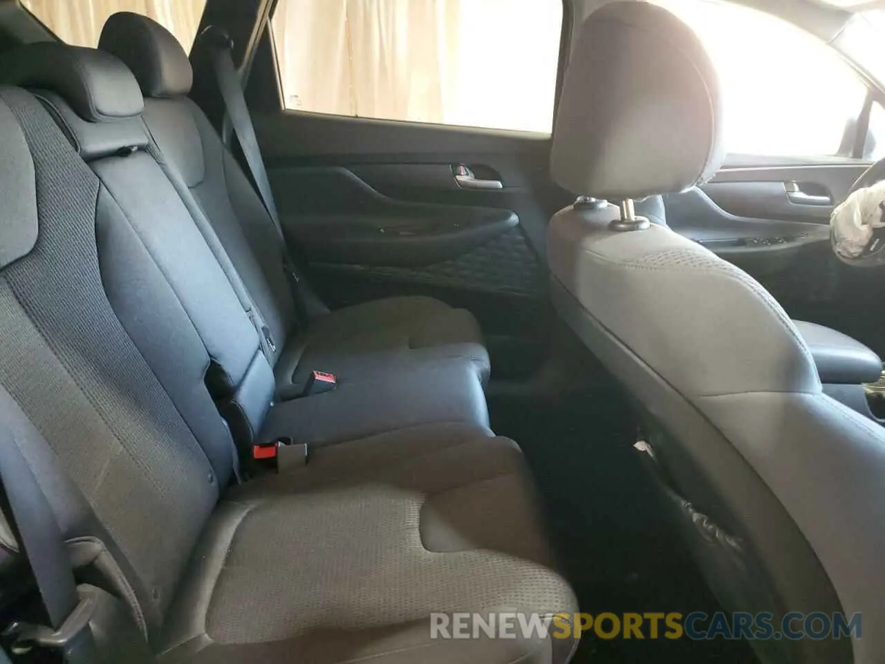 11 Photograph of a damaged car 5NMS23AD9KH104060 HYUNDAI SANTA FE 2019
