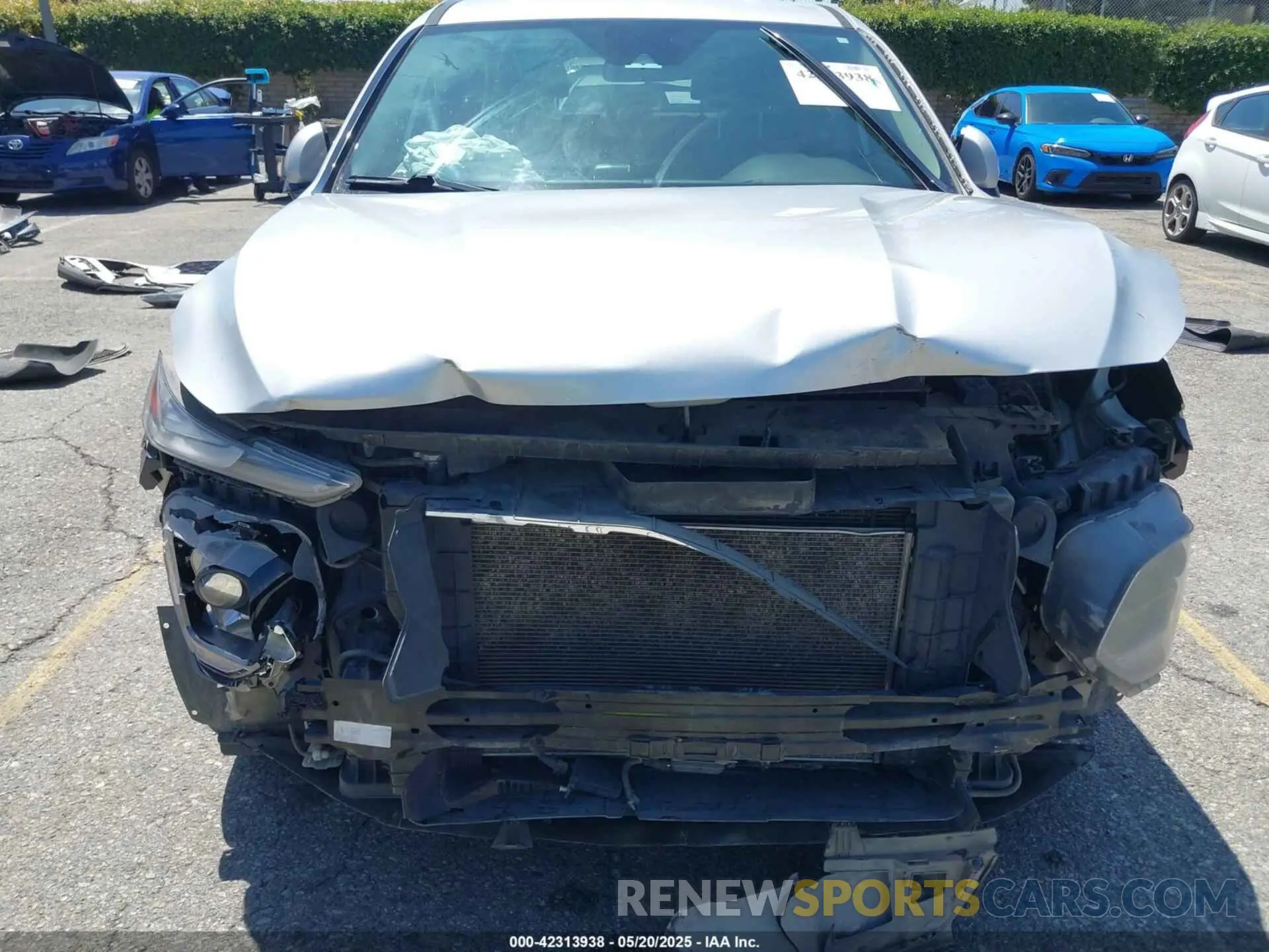 6 Photograph of a damaged car 5NMS23ADXKH000872 HYUNDAI SANTA FE 2019