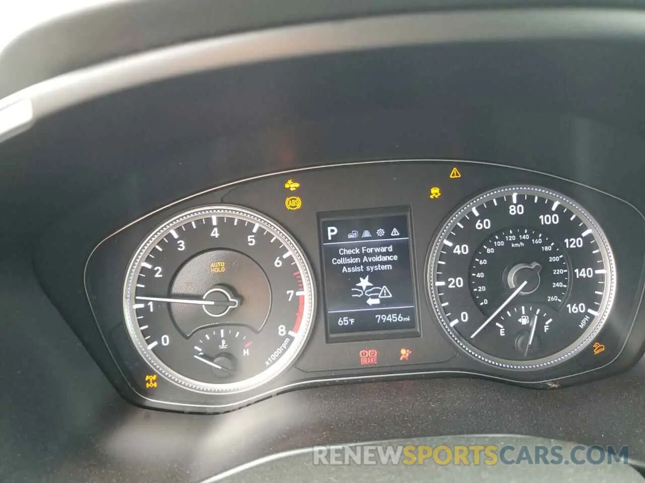 9 Photograph of a damaged car 5NMS2CAD0KH123337 HYUNDAI SANTA FE 2019