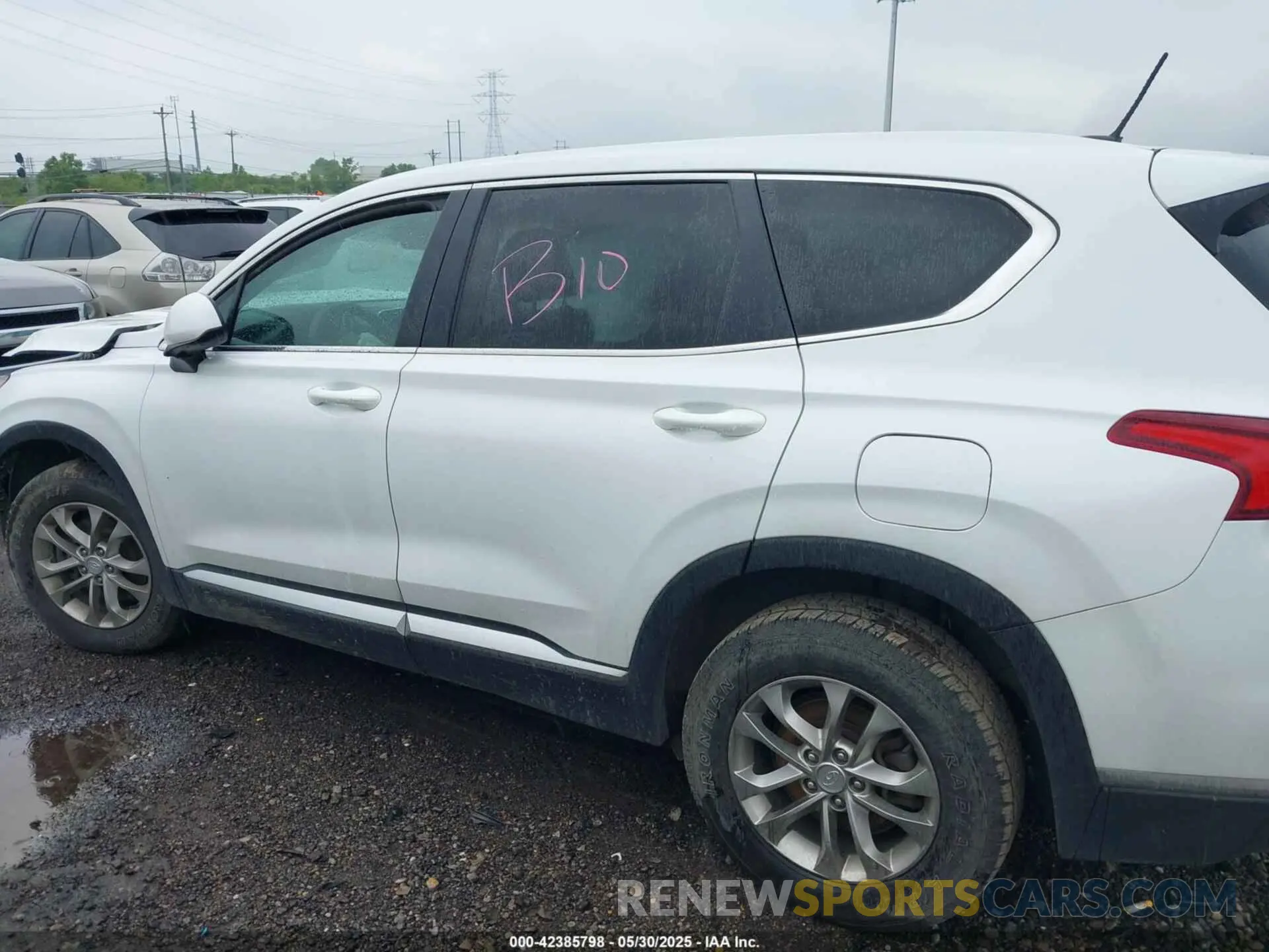 13 Фотография поврежденного автомобиля 5NMS2CAD1KH032805 HYUNDAI SANTA FE 2019