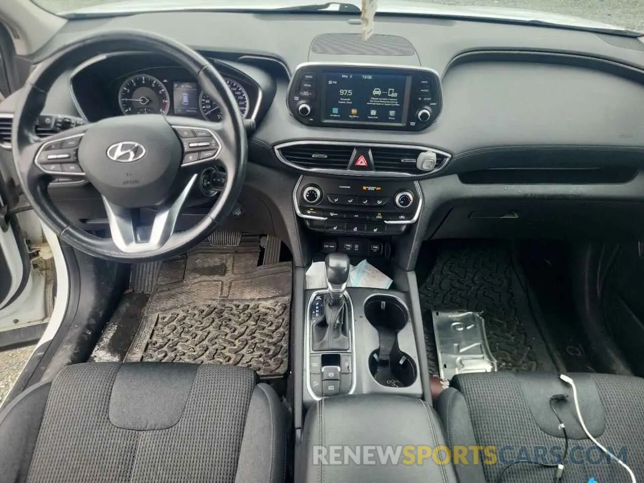 8 Photograph of a damaged car 5NMS2CAD3KH007792 HYUNDAI SANTA FE 2019