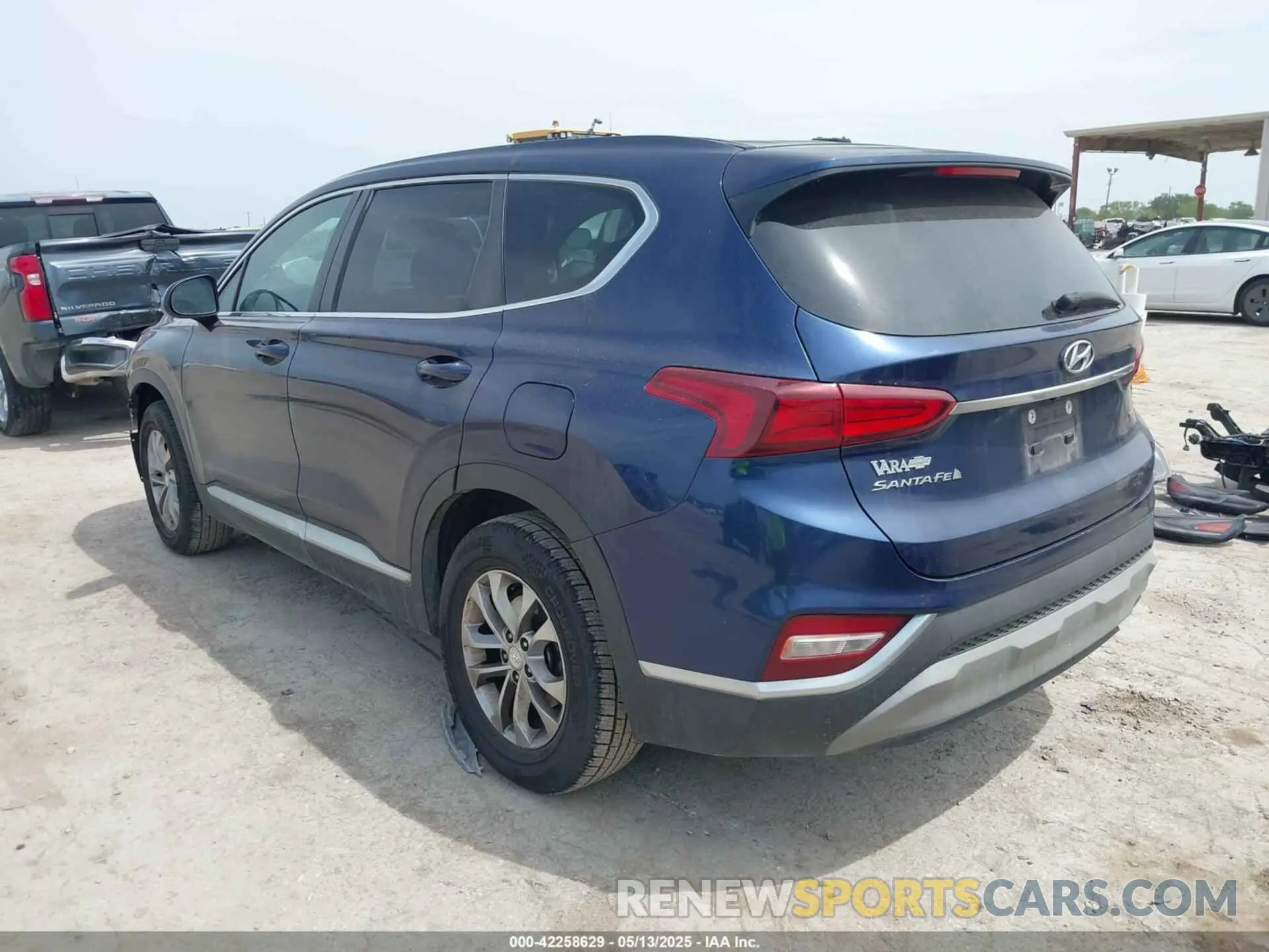 3 Фотография поврежденного автомобиля 5NMS2CAD3KH029811 HYUNDAI SANTA FE 2019