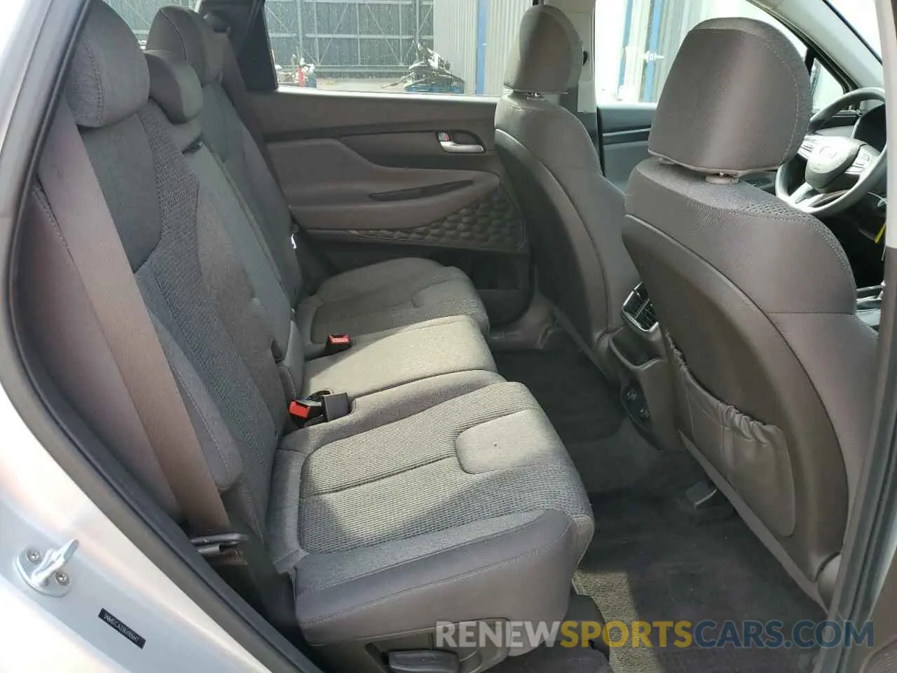 11 Photograph of a damaged car 5NMS2CAD3KH105642 HYUNDAI SANTA FE 2019