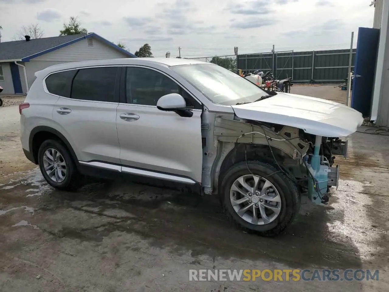 4 Photograph of a damaged car 5NMS2CAD3KH105642 HYUNDAI SANTA FE 2019