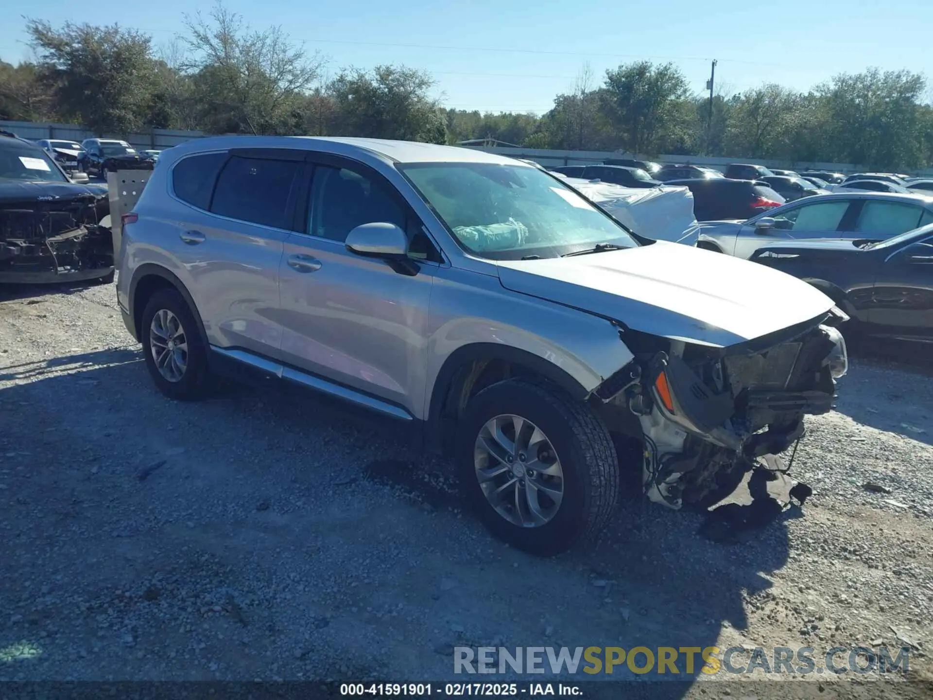 1 Photograph of a damaged car 5NMS2CAD4KH109117 HYUNDAI SANTA FE 2019